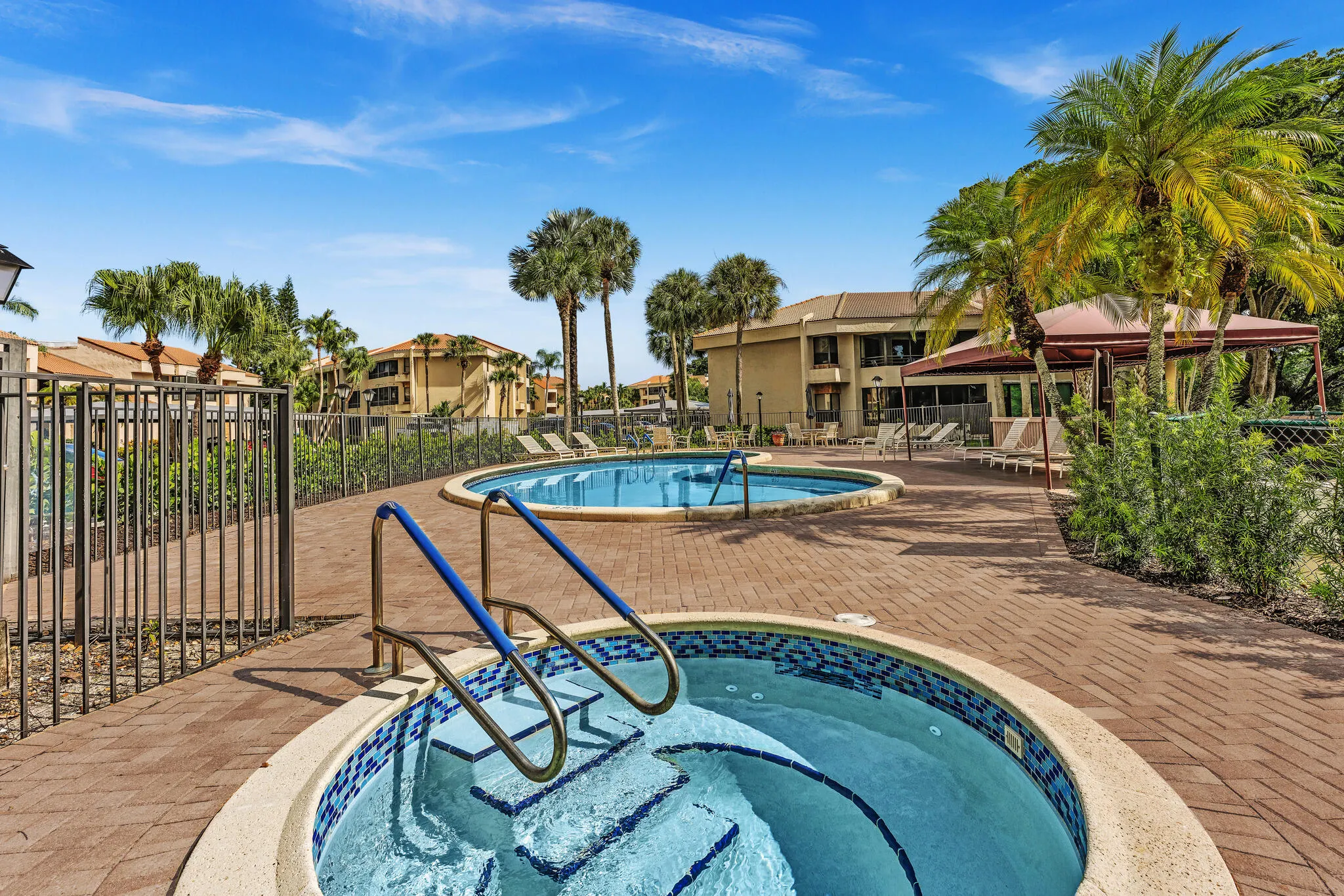 7508 LA PAZ Boulevard #204