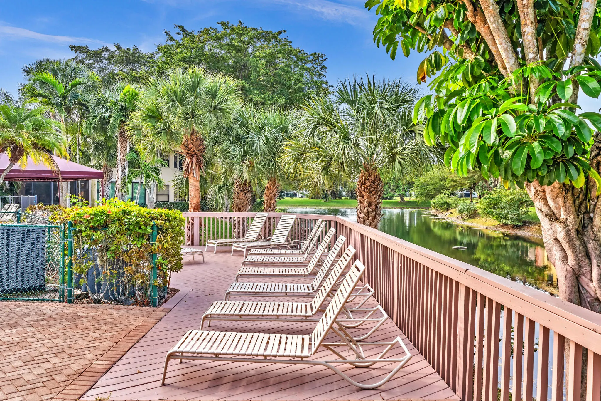 7508 LA PAZ Boulevard #204