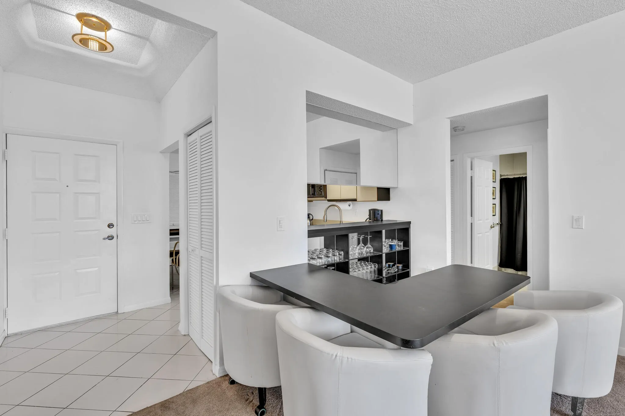7508 LA PAZ Boulevard #204