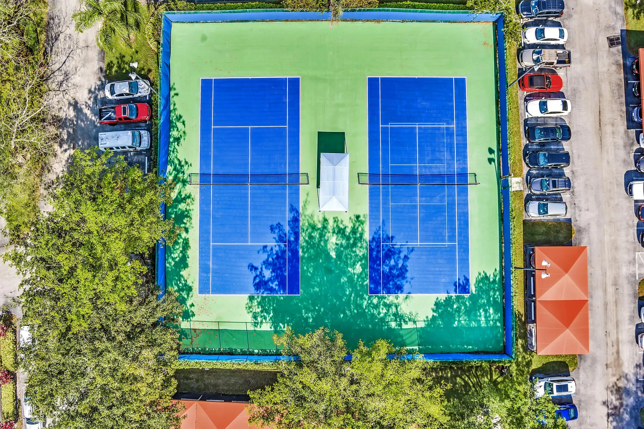 7508 LA PAZ Boulevard #204