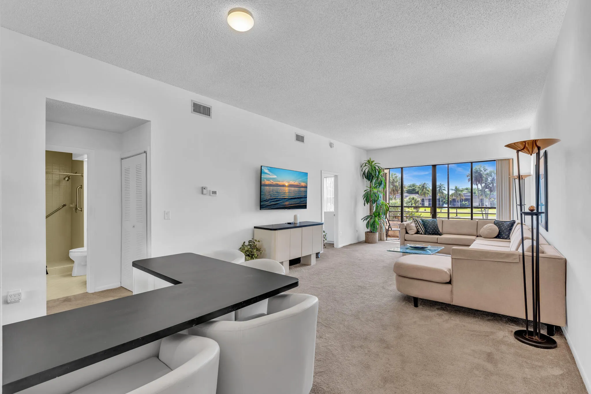 7508 LA PAZ Boulevard #204