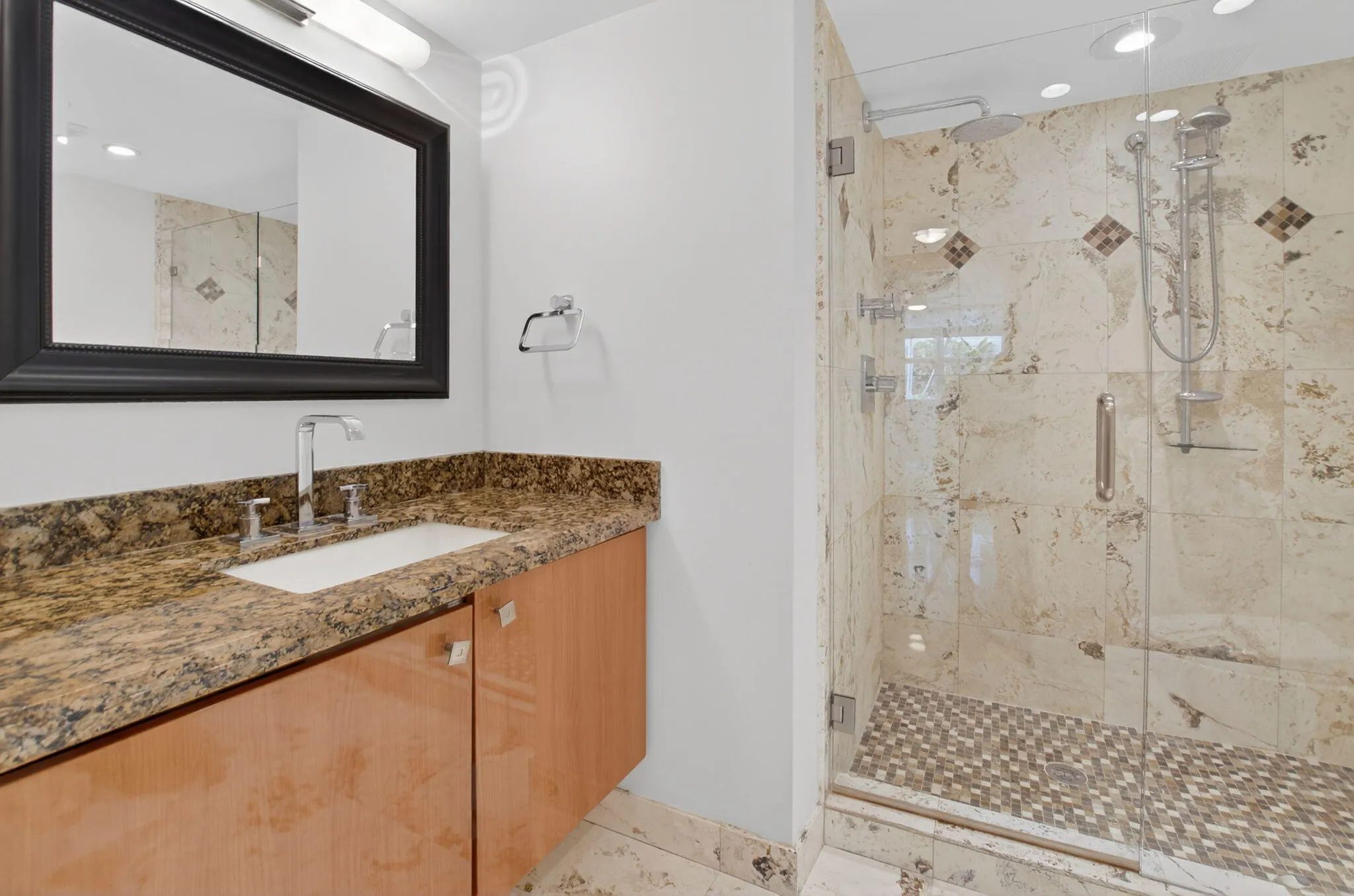 99 SE MIZNER Boulevard #602