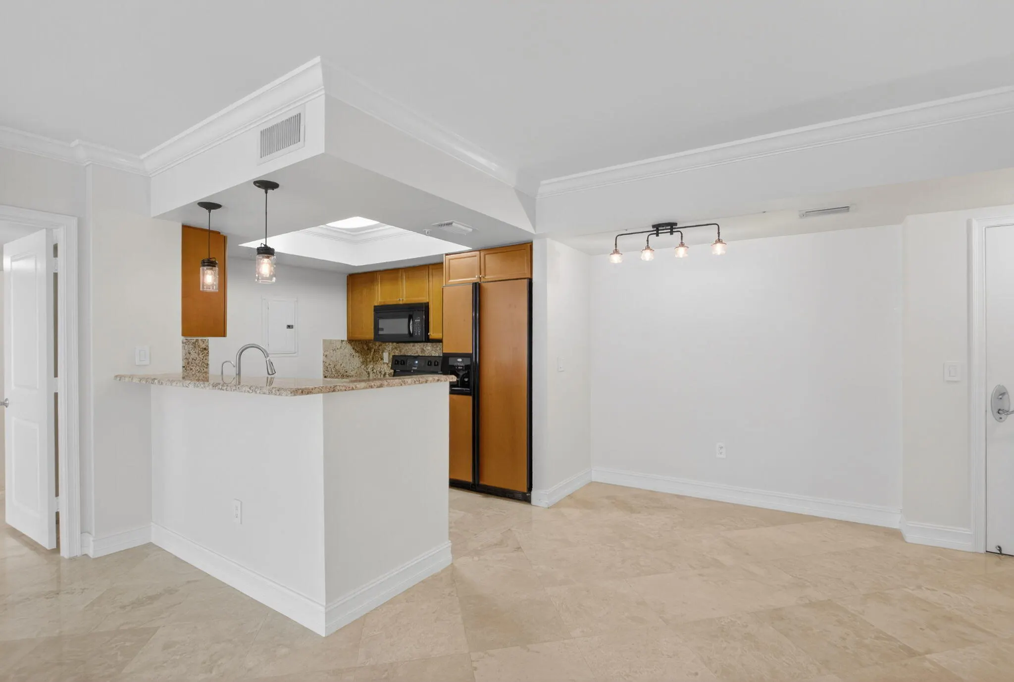 99 SE MIZNER Boulevard #602