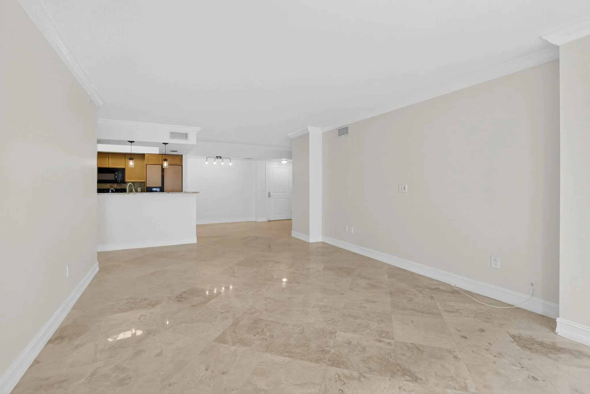 99 SE MIZNER Boulevard #602