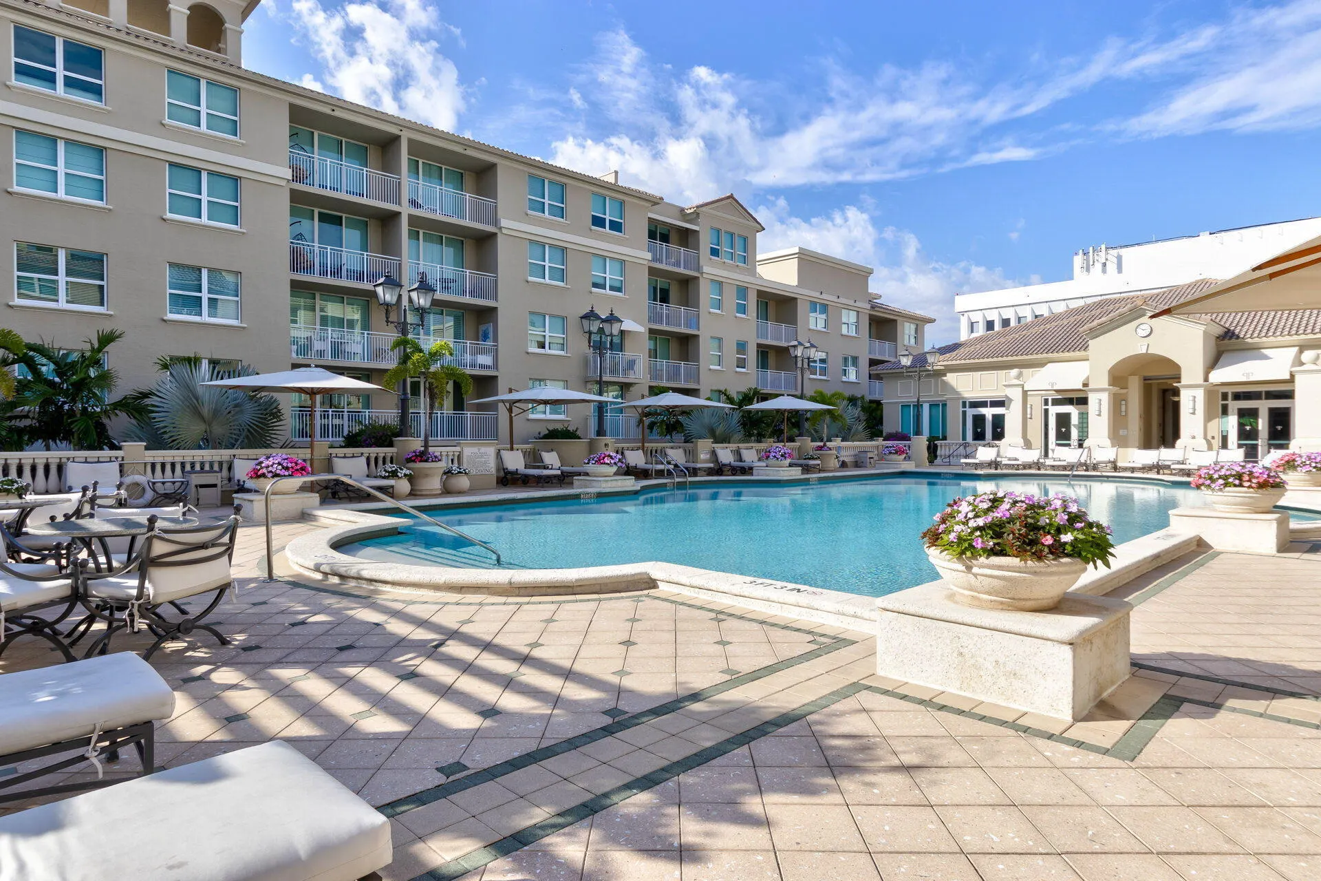 99 SE MIZNER Boulevard #602