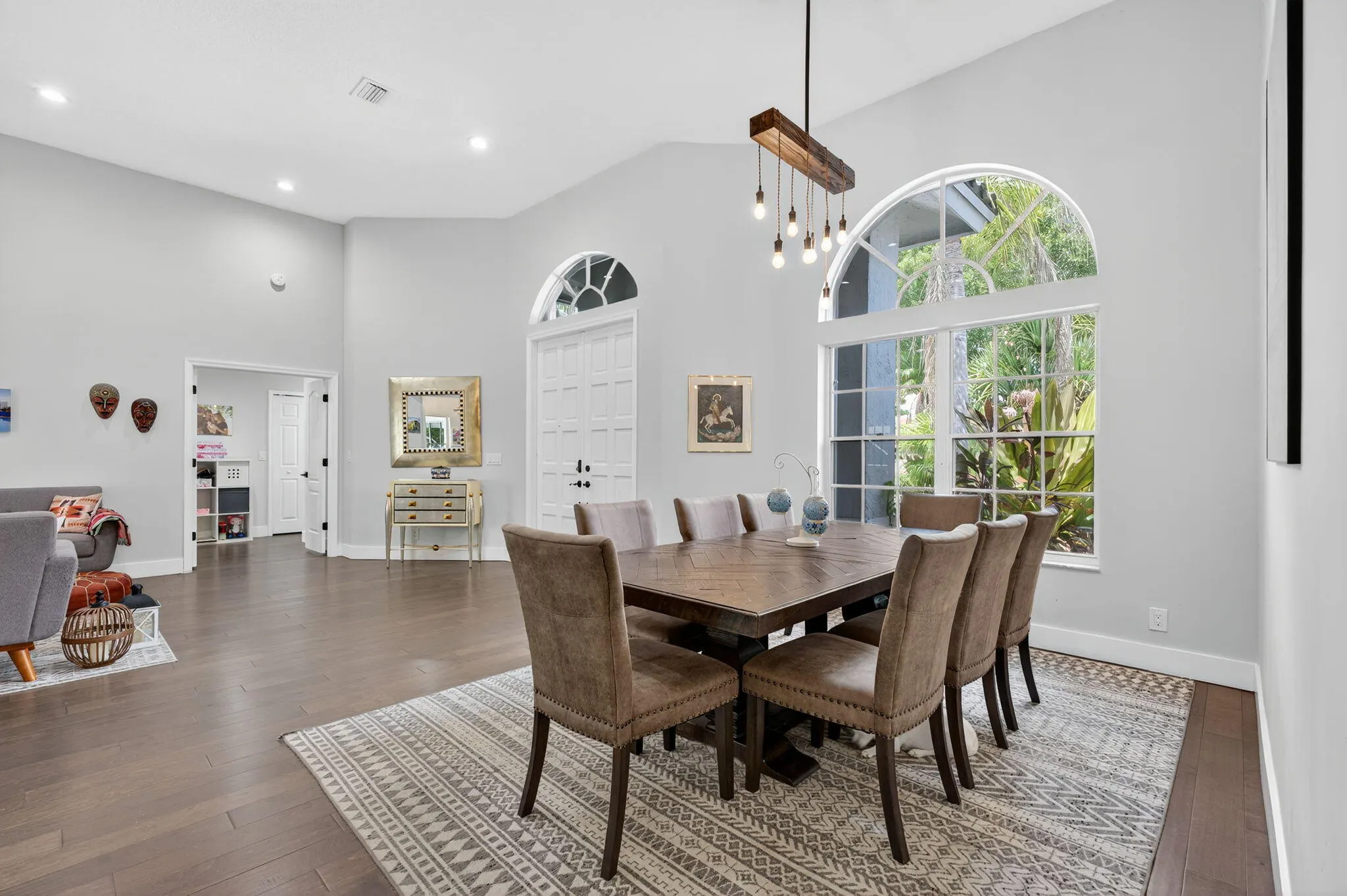 10738 SANTA ROSA Drive