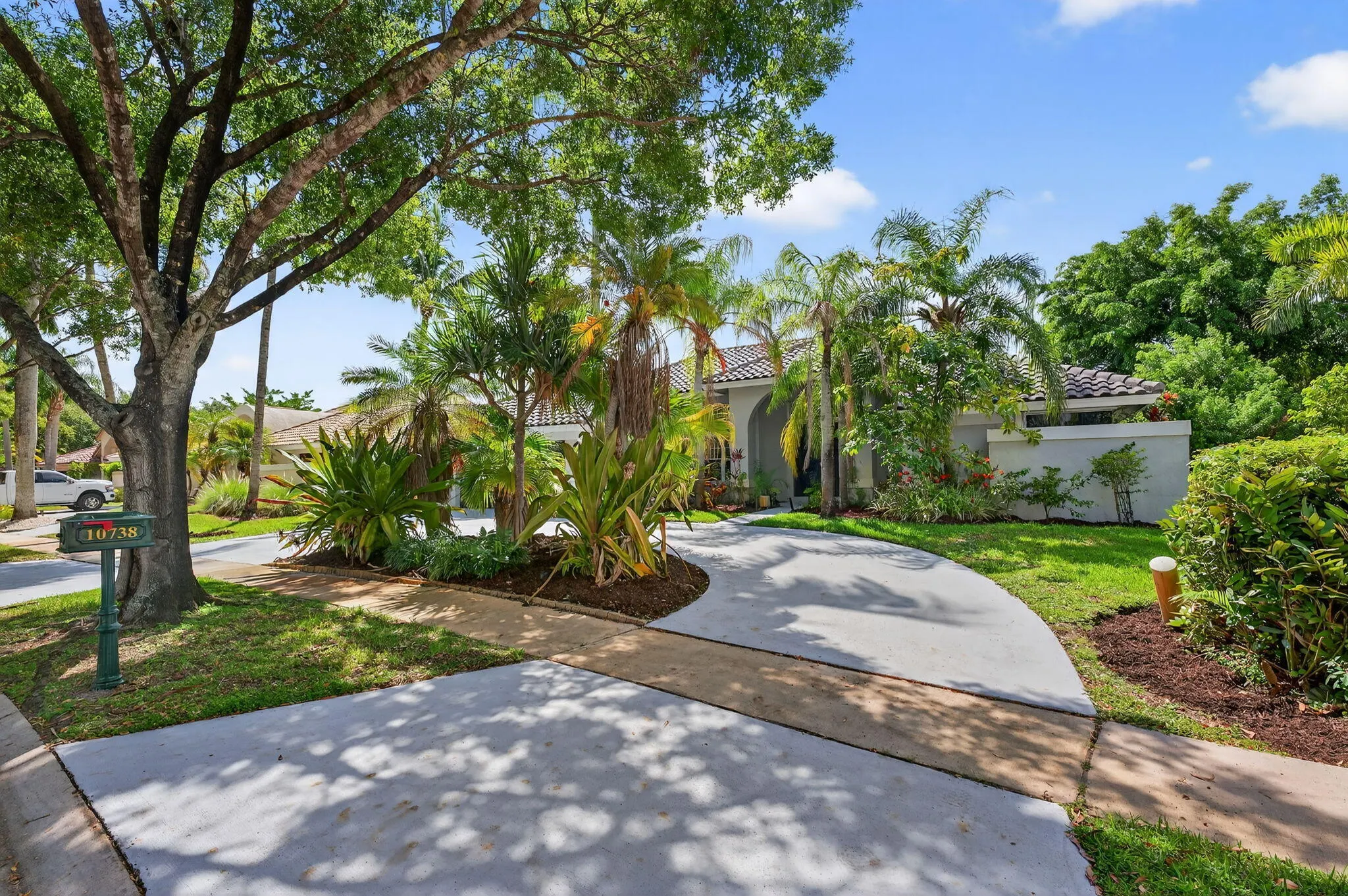 10738 SANTA ROSA Drive