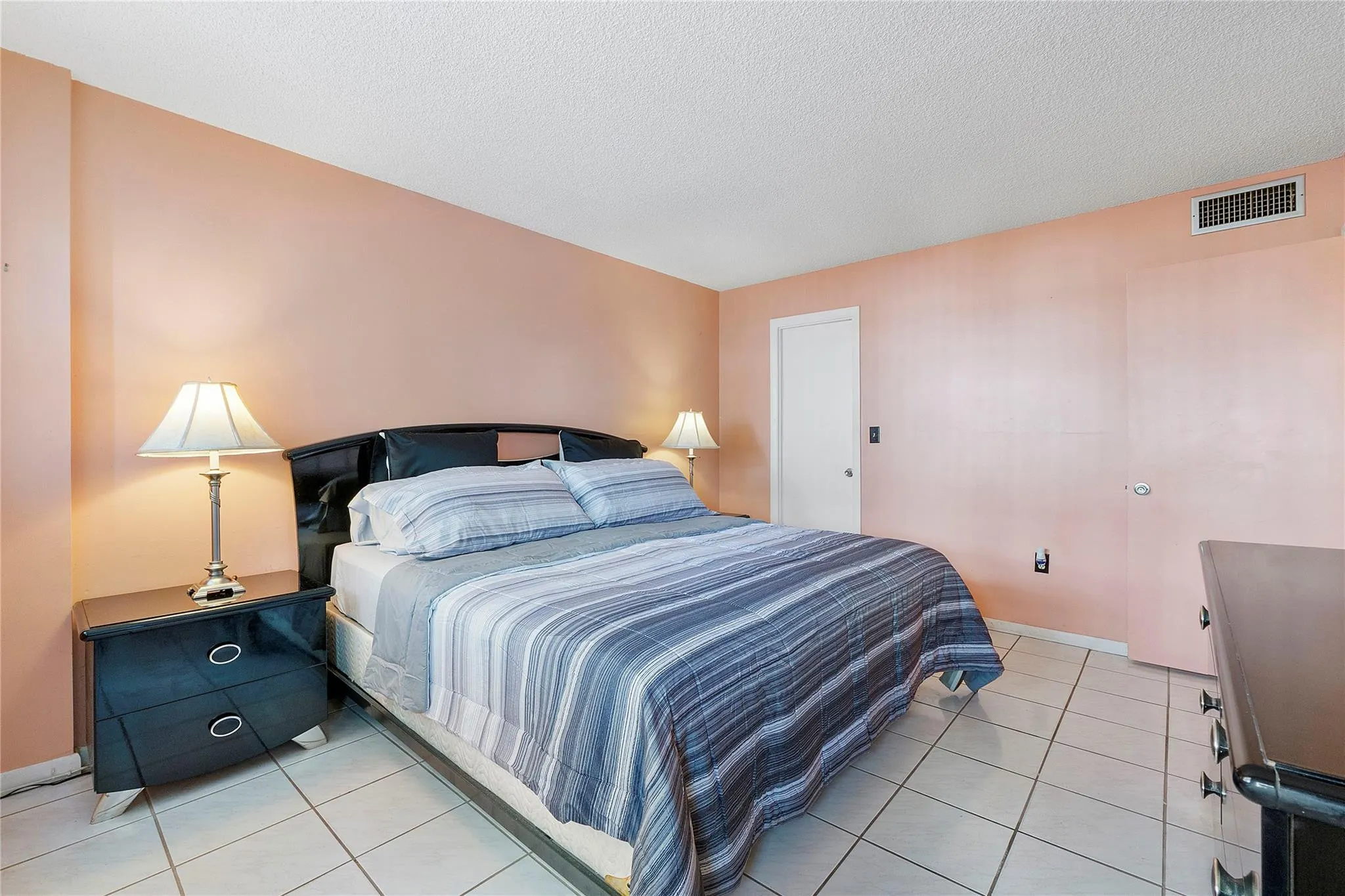1720 JEFFERSON Street #212