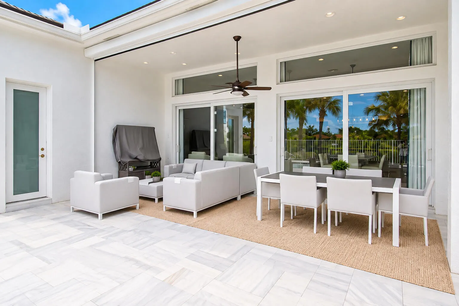 7952 VILLA D ESTE Way