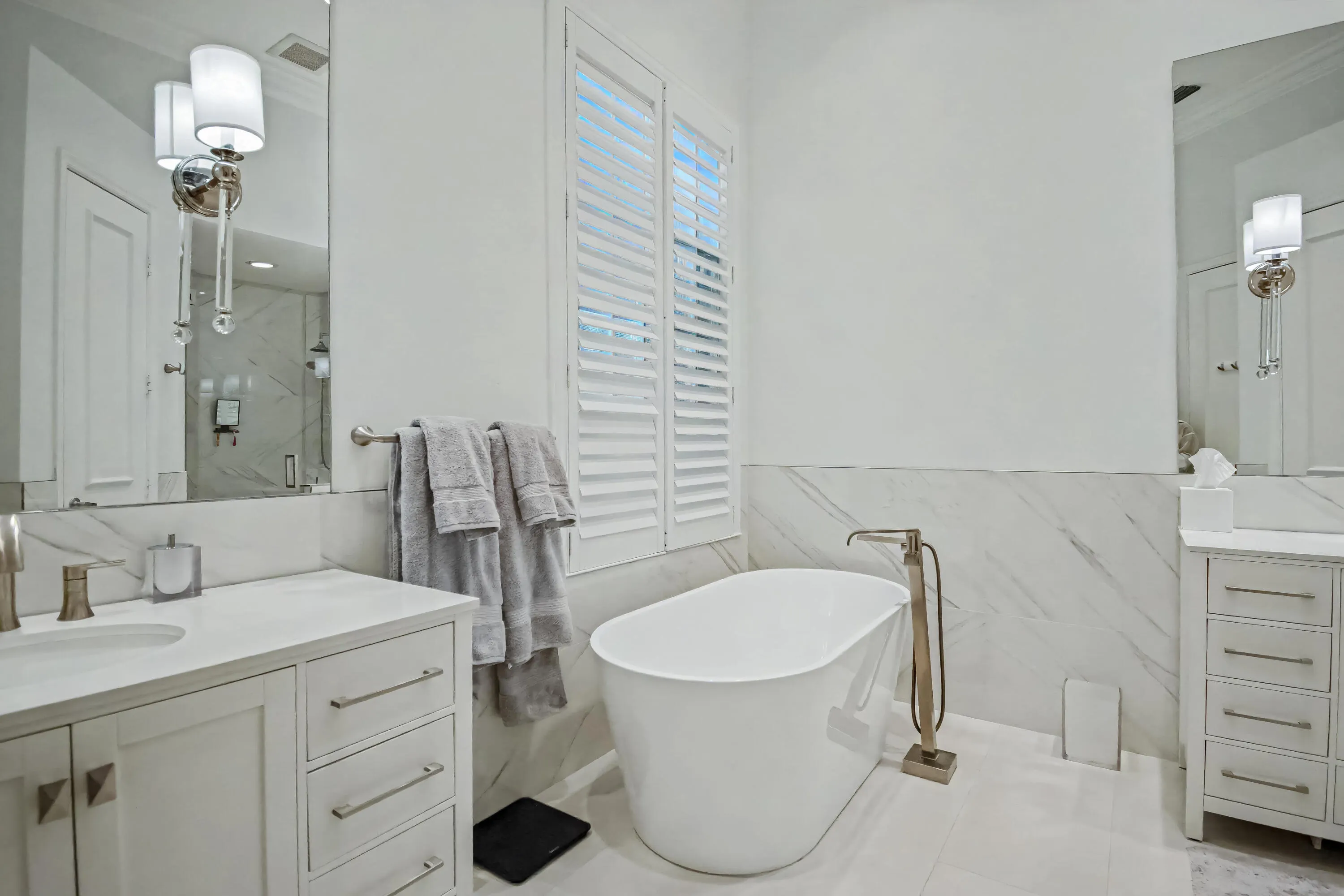 7952 VILLA D ESTE Way