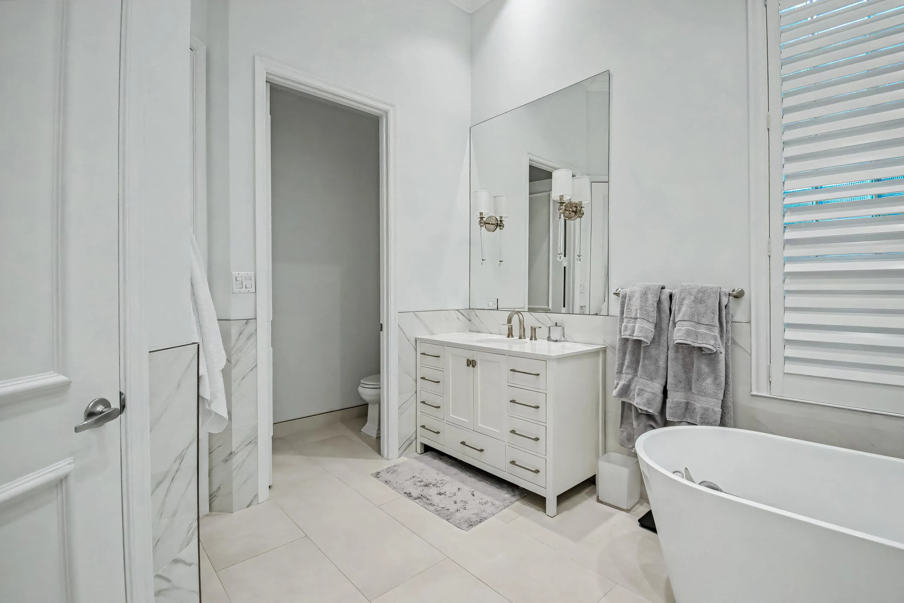7952 VILLA D ESTE Way