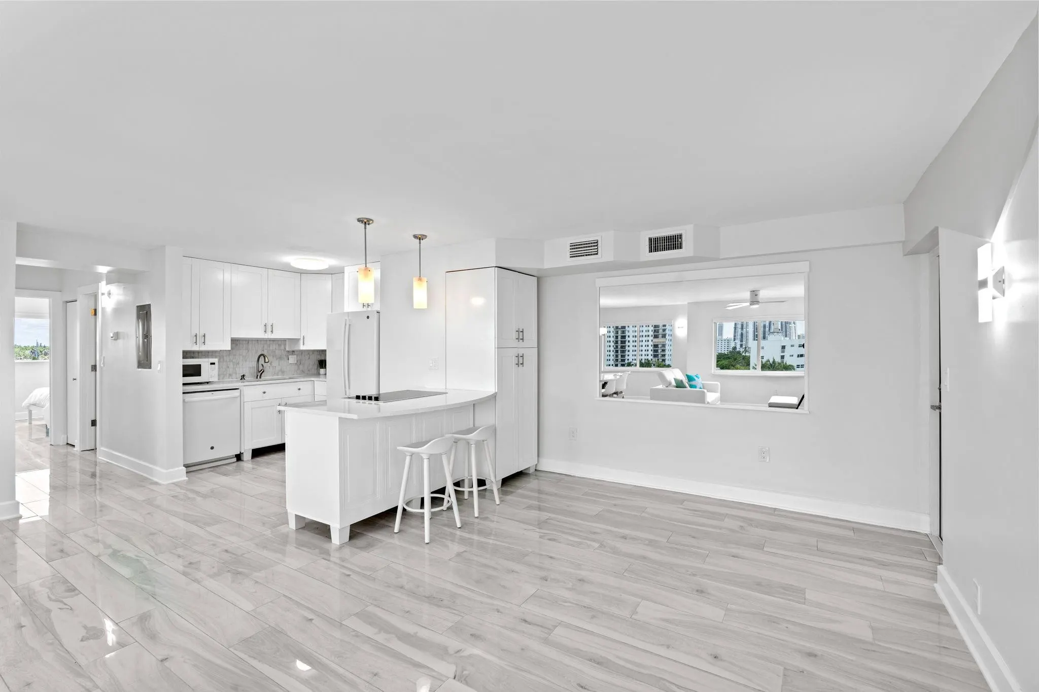 300 OREGON Street #501