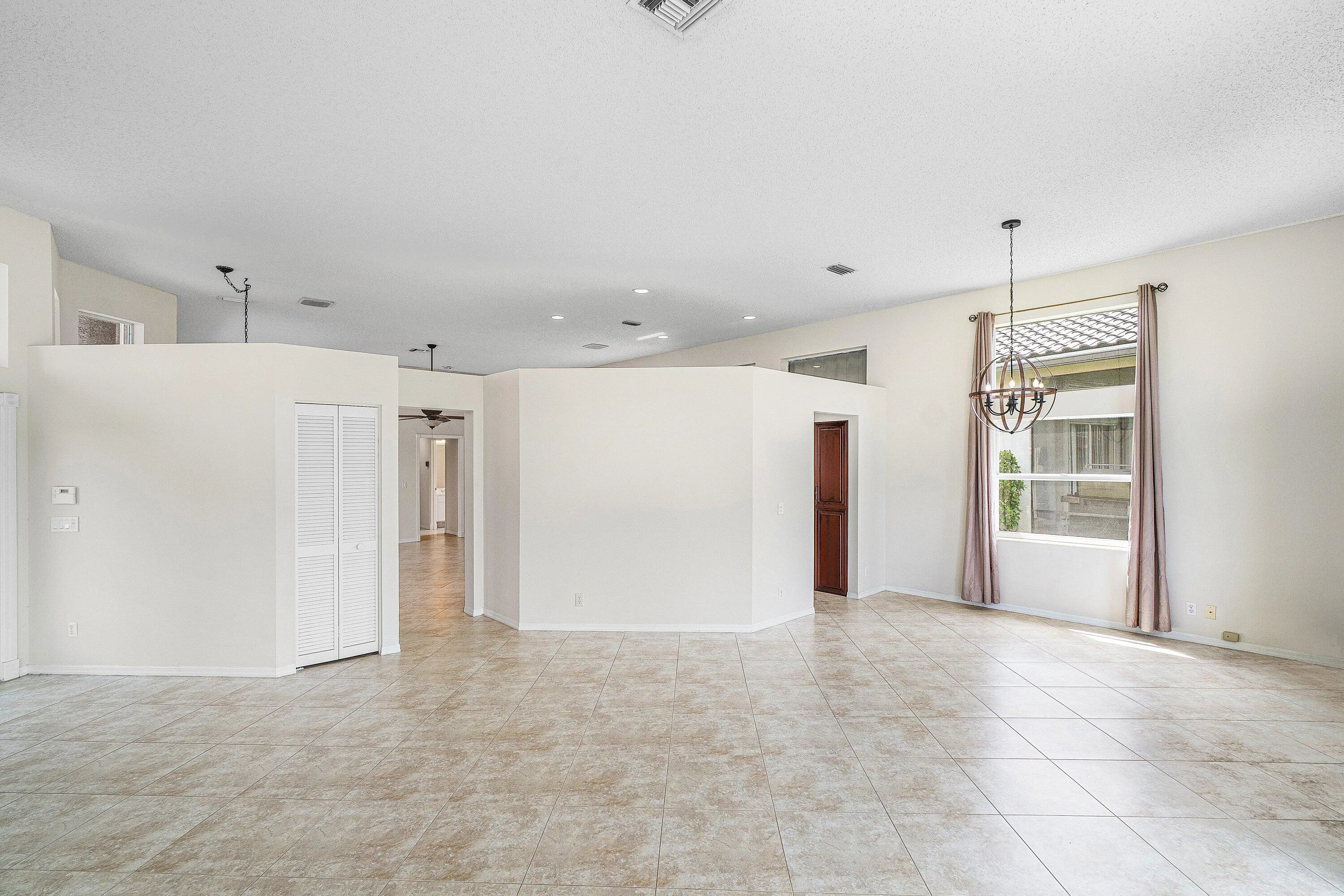 10599 Saint Thomas Drive
