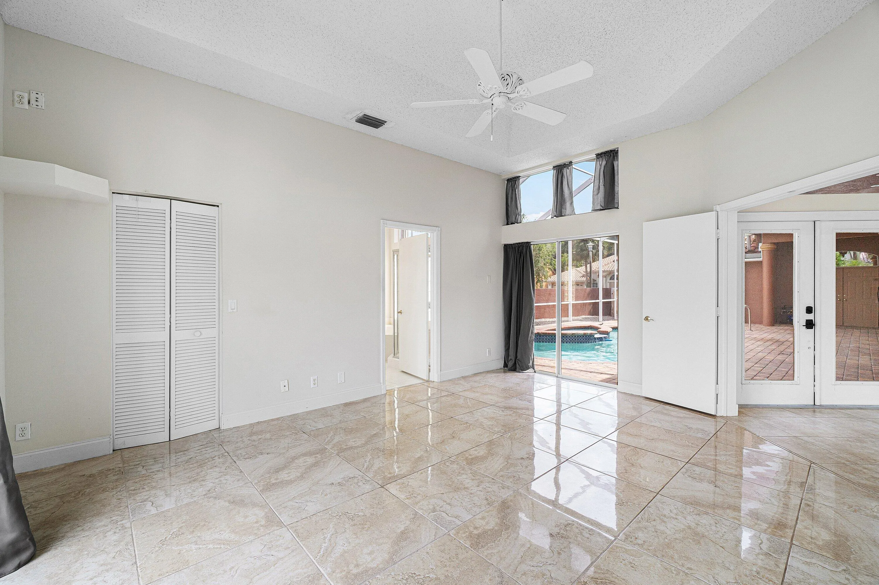 10599 Saint Thomas Drive