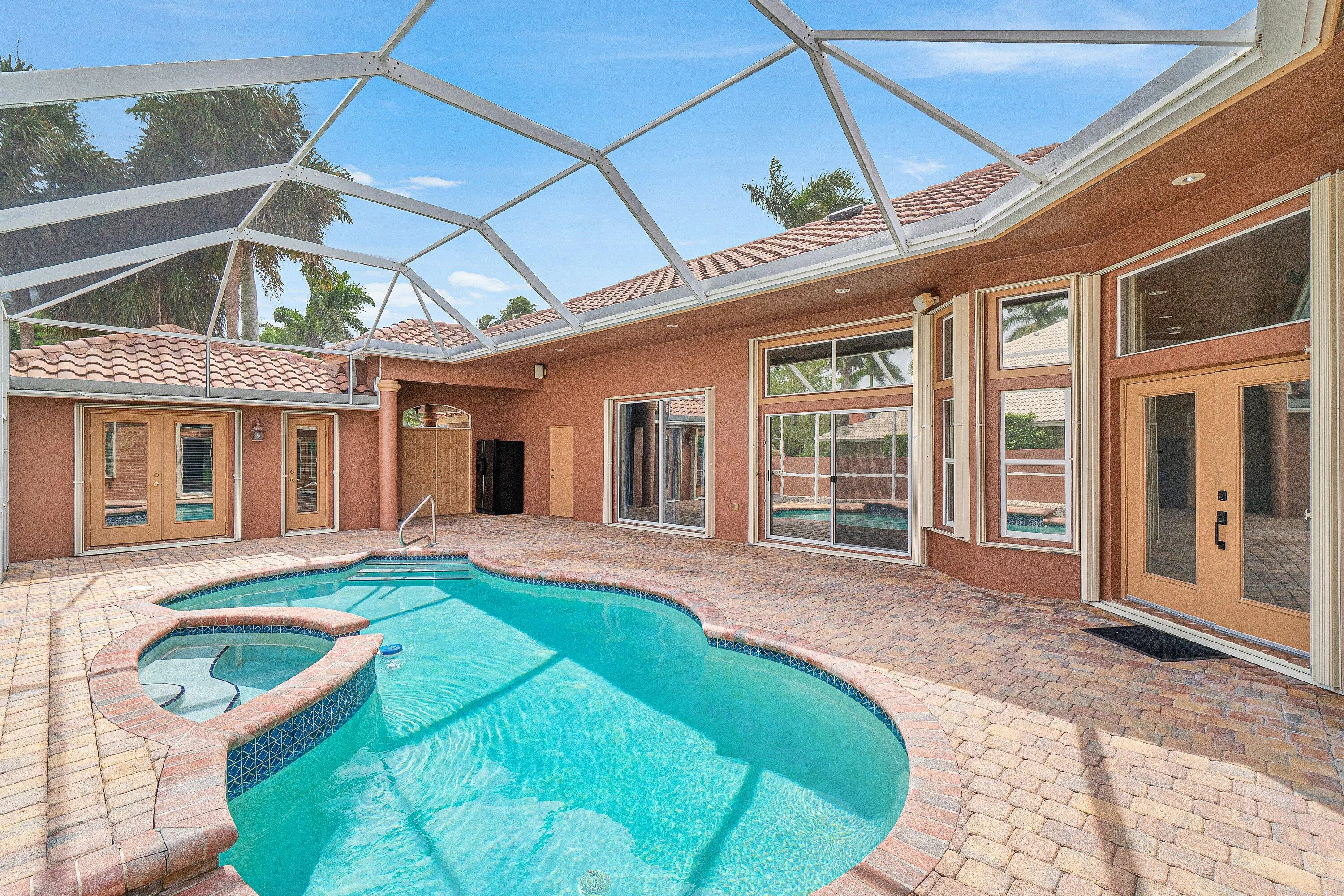 10599 Saint Thomas Drive