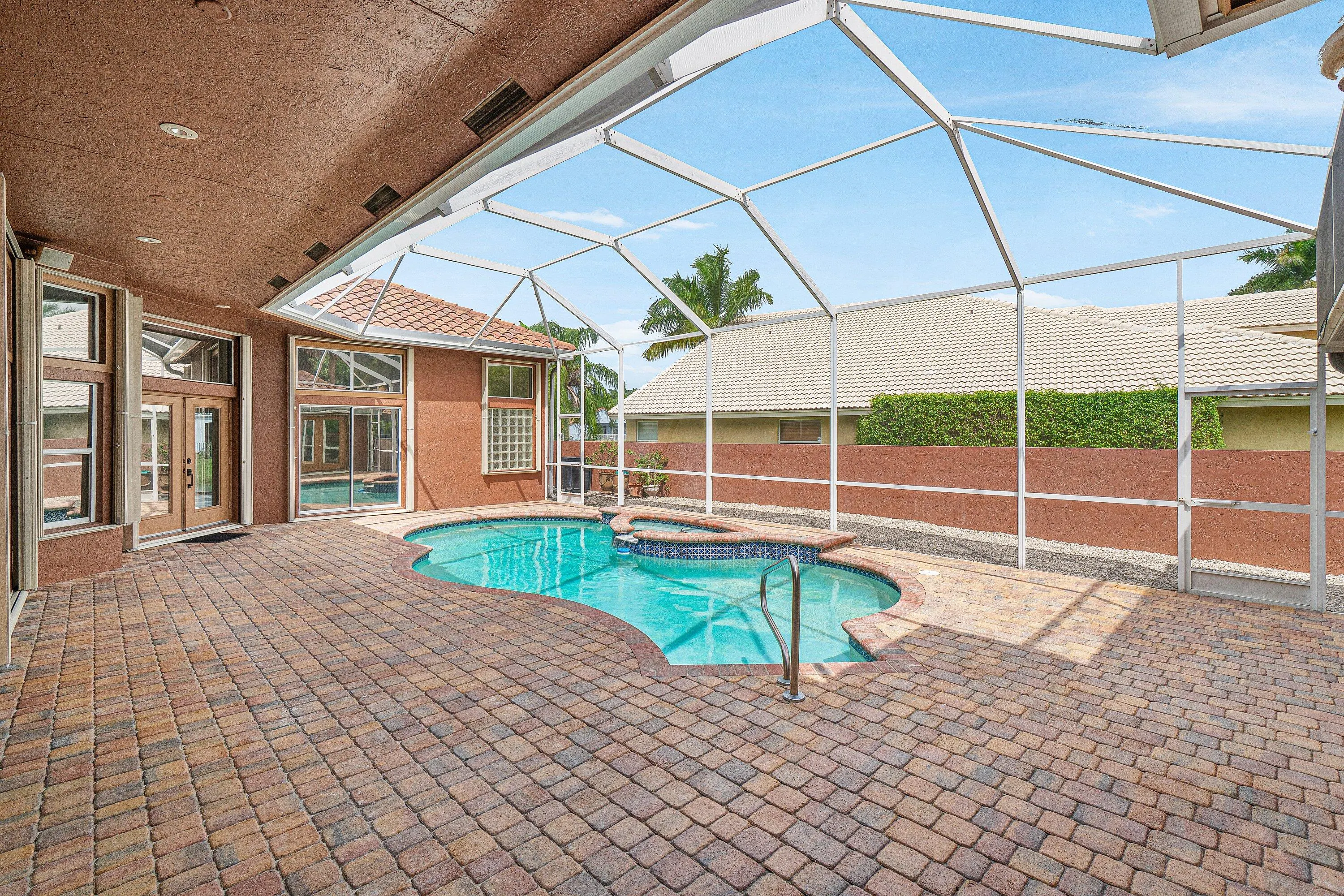 10599 Saint Thomas Drive