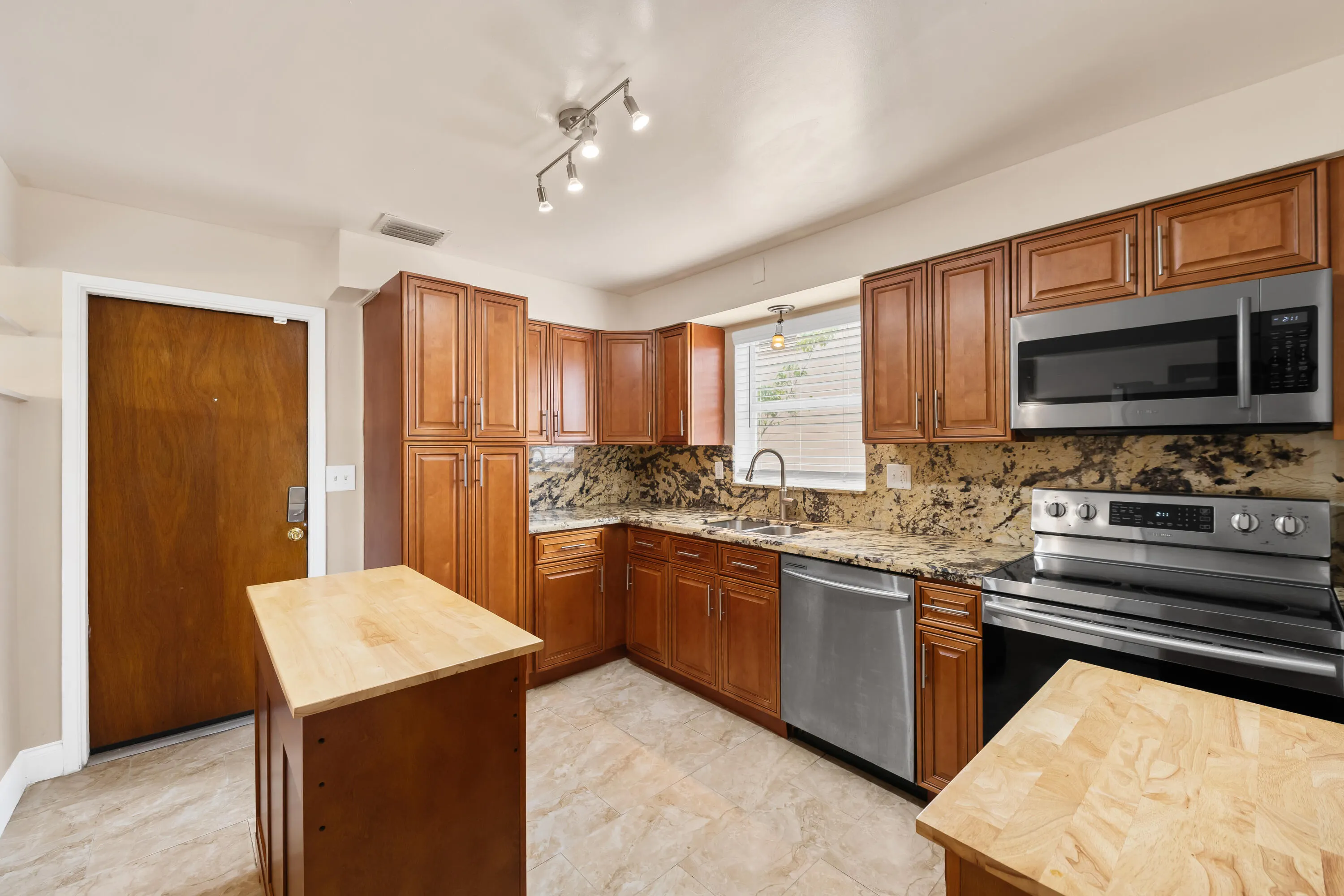 51 NE 49TH Street