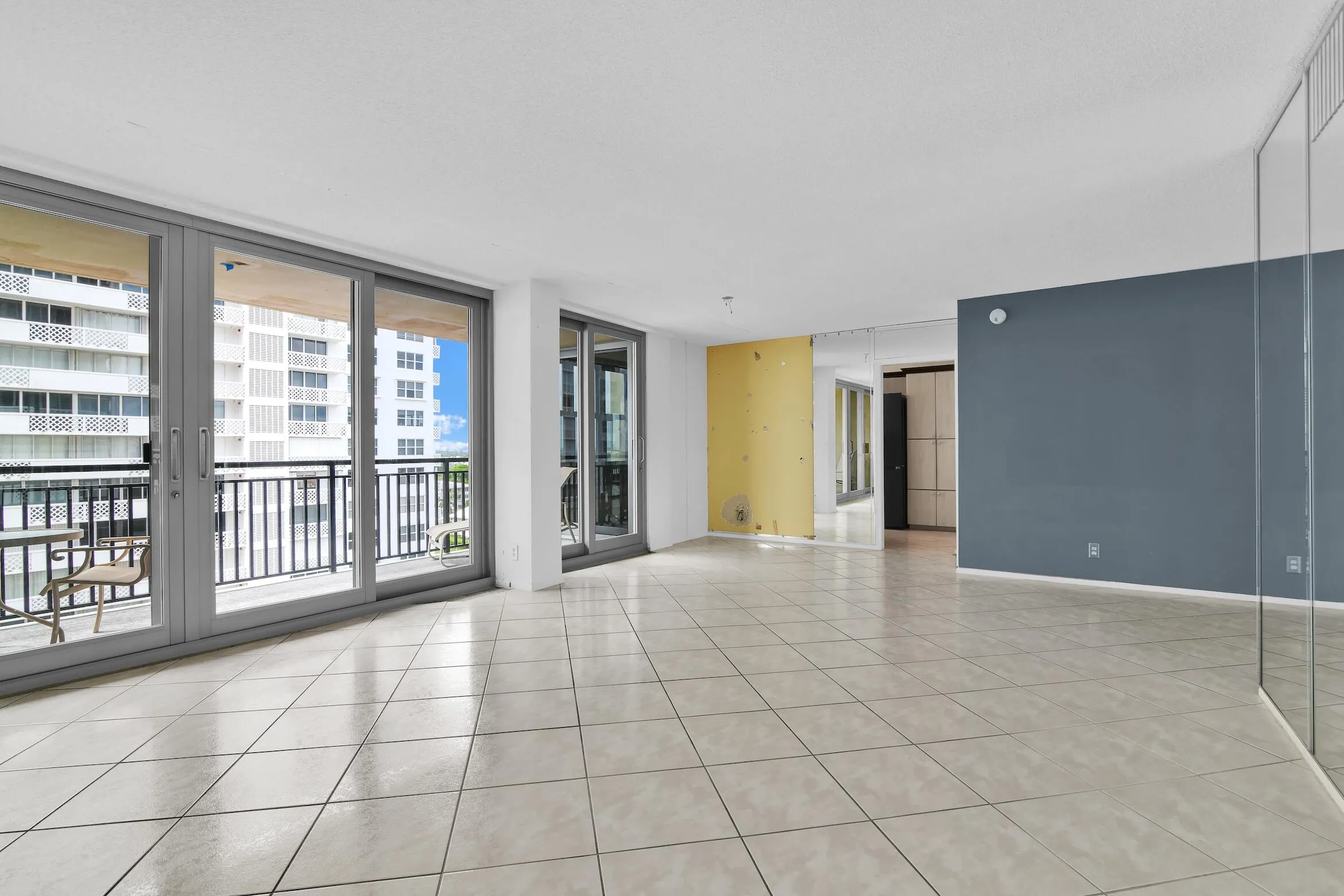 1180 S Ocean Boulevard #8 E