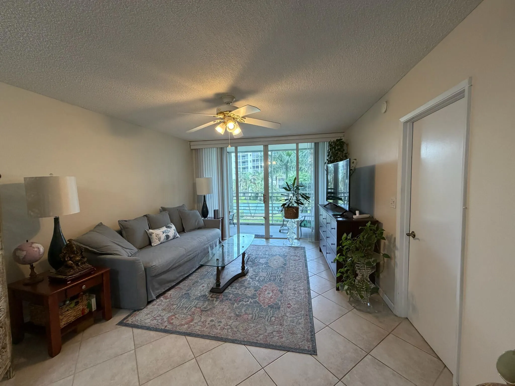 2731 NE 14th Street Causeway #307