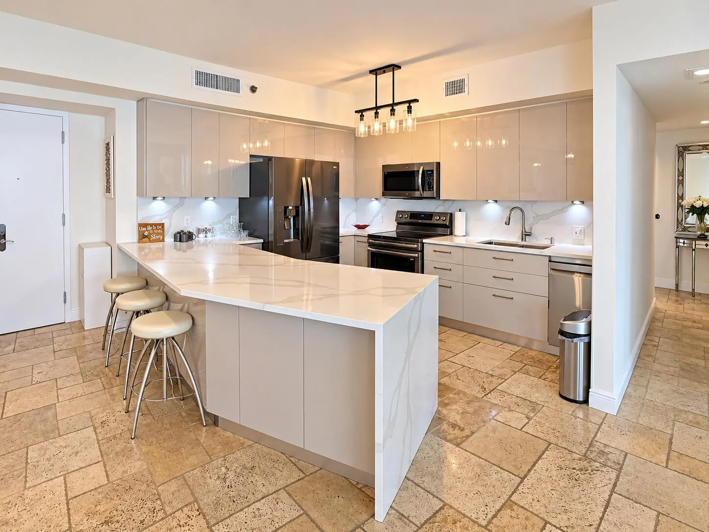 1800 S OCEAN Drive #1210