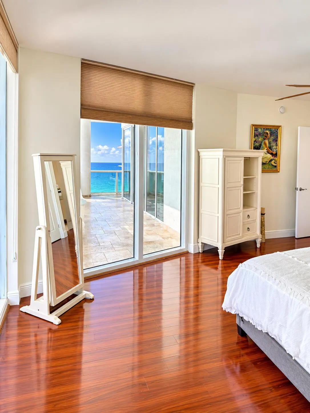 1800 S OCEAN Drive #1210