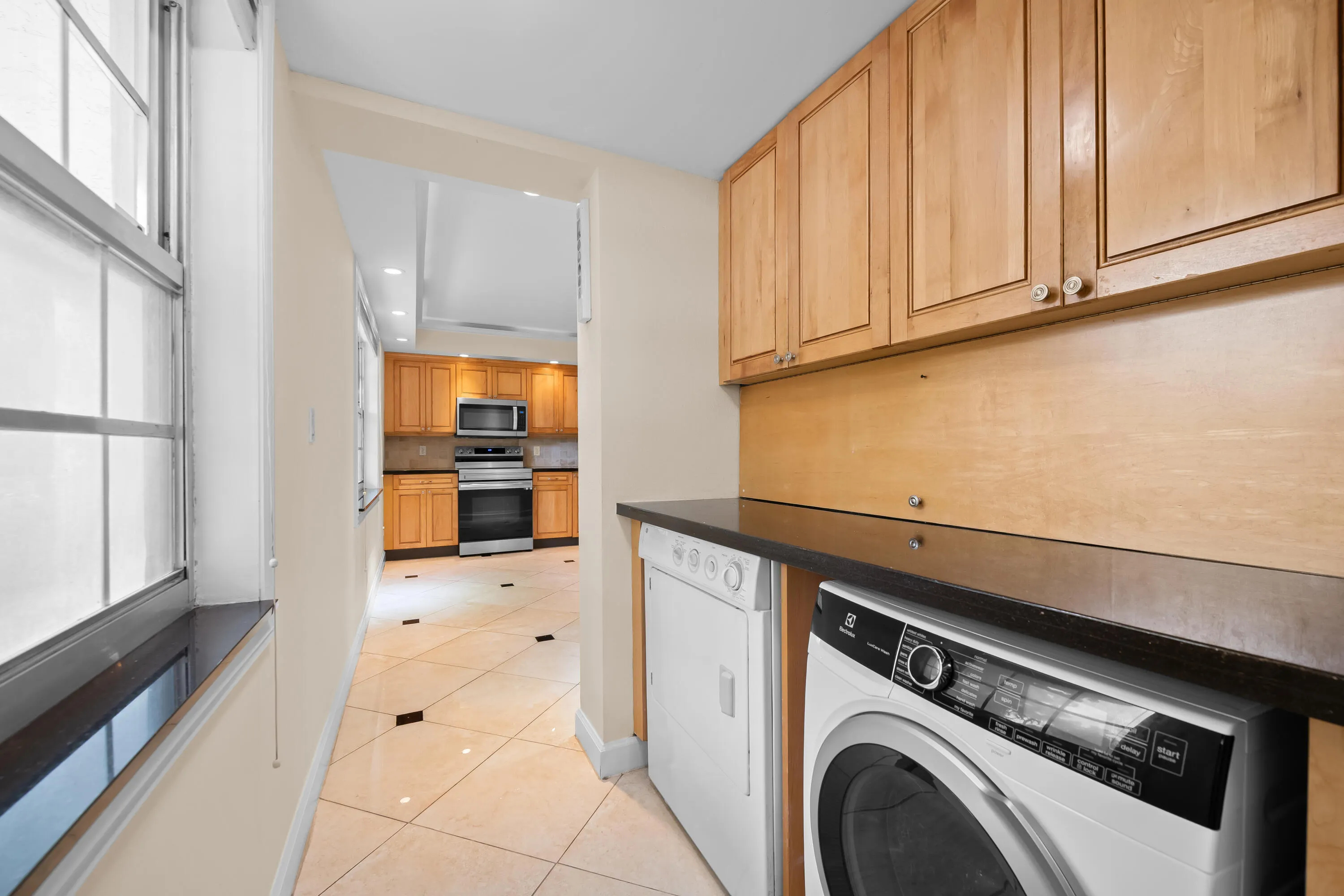 4000 CYPRESS GROVE Way #103