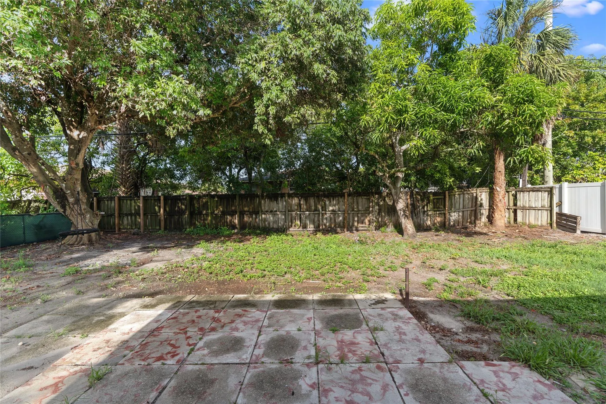 2001 NW 14TH Avenue