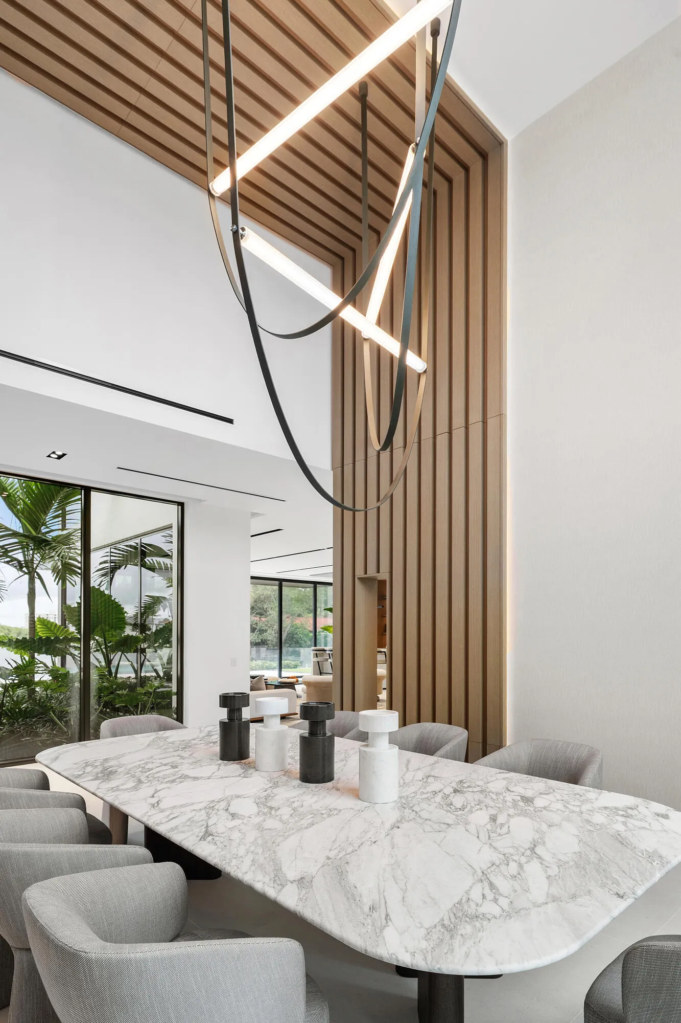 829 ORCHID Drive