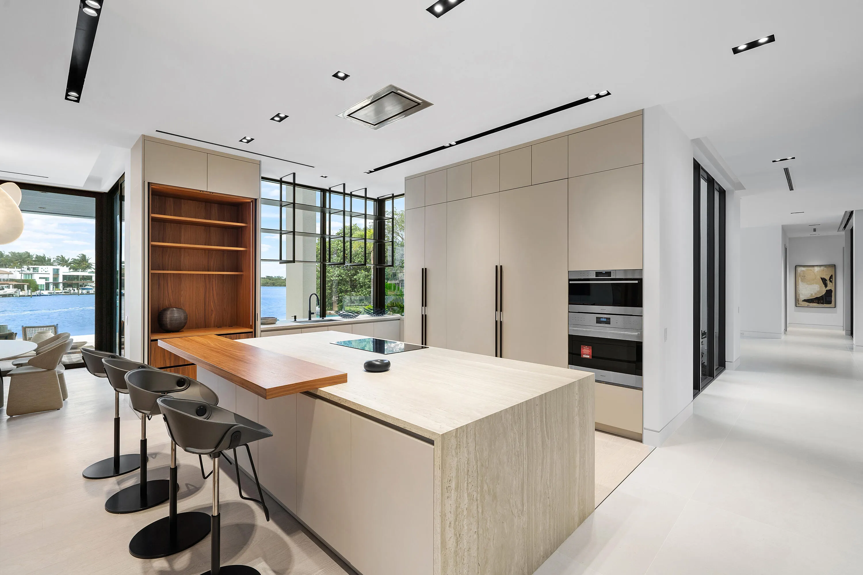 829 ORCHID Drive