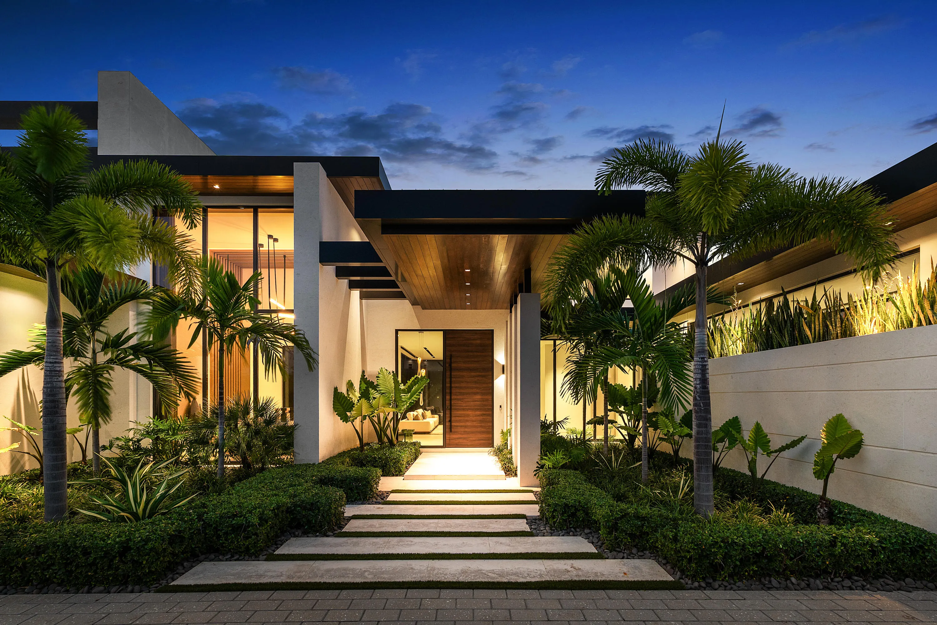829 ORCHID Drive