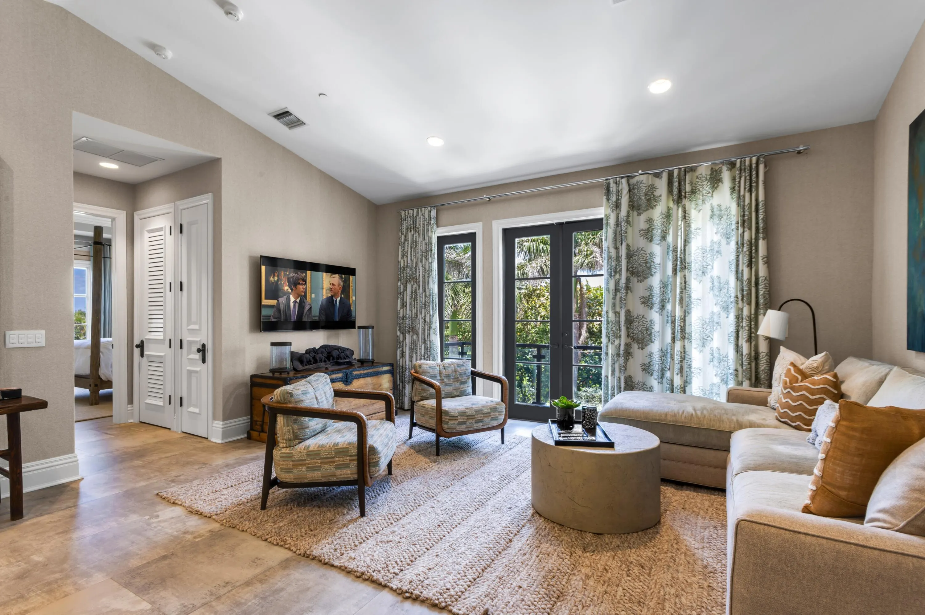 410 N OCEAN Boulevard