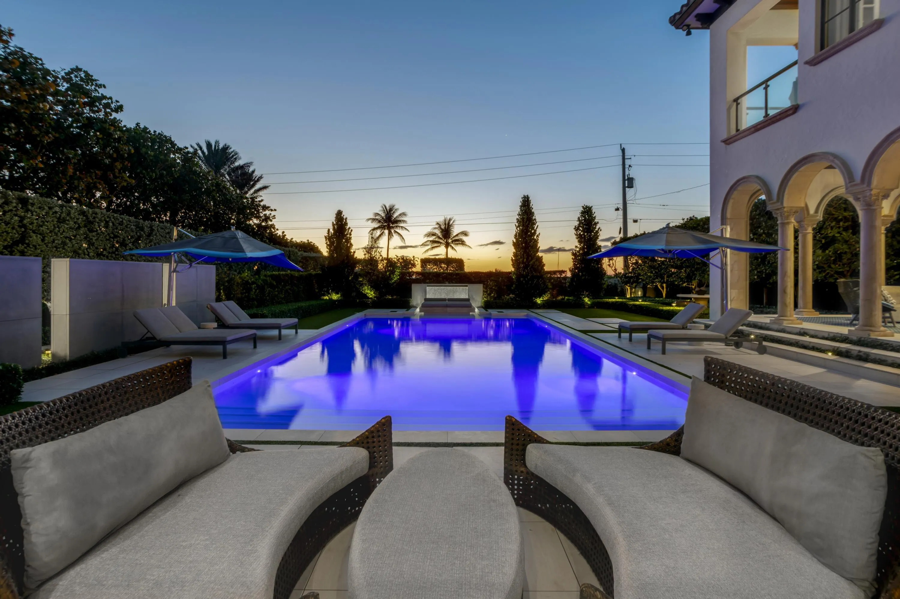 410 N OCEAN Boulevard