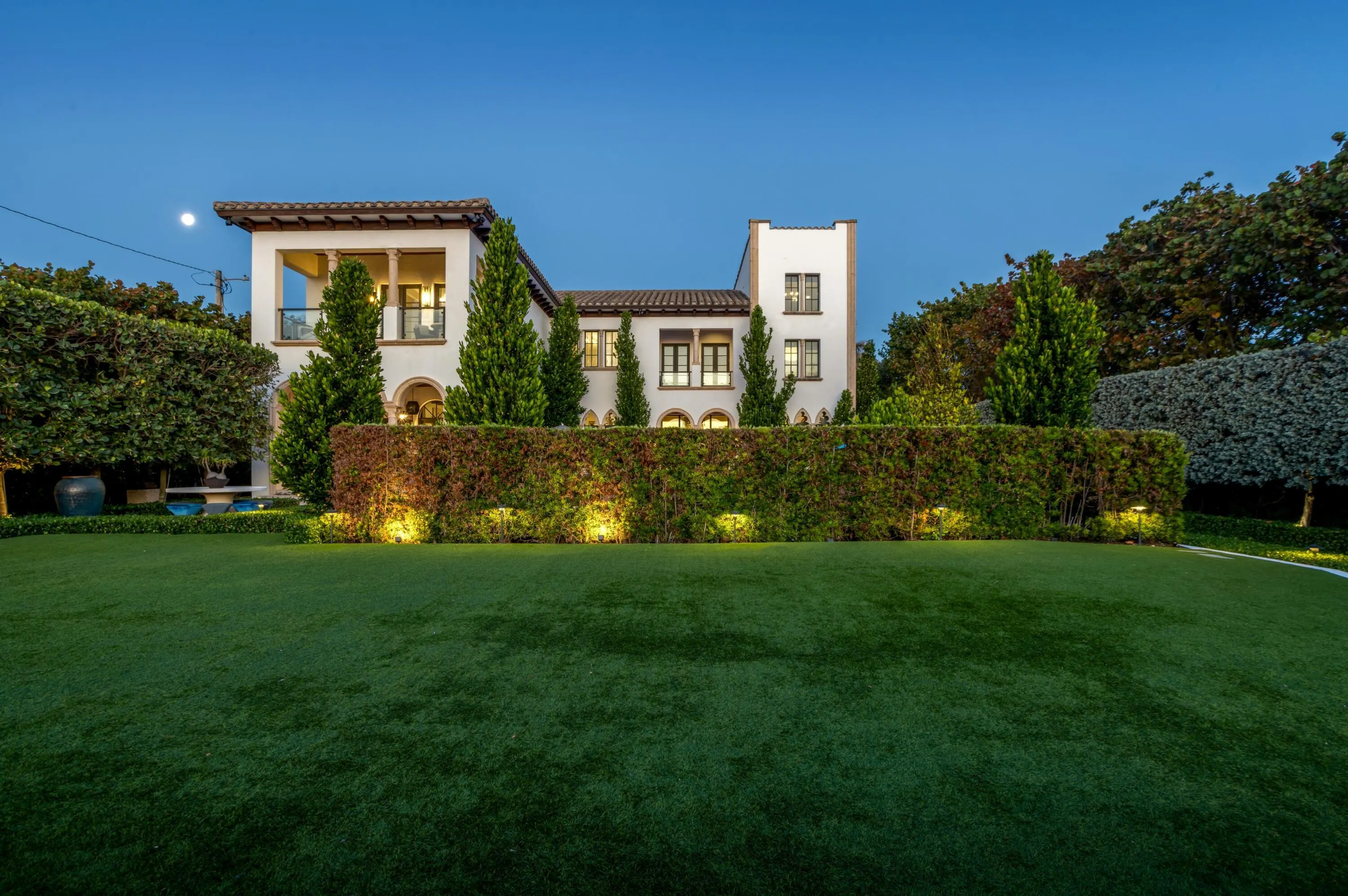 410 N OCEAN Boulevard