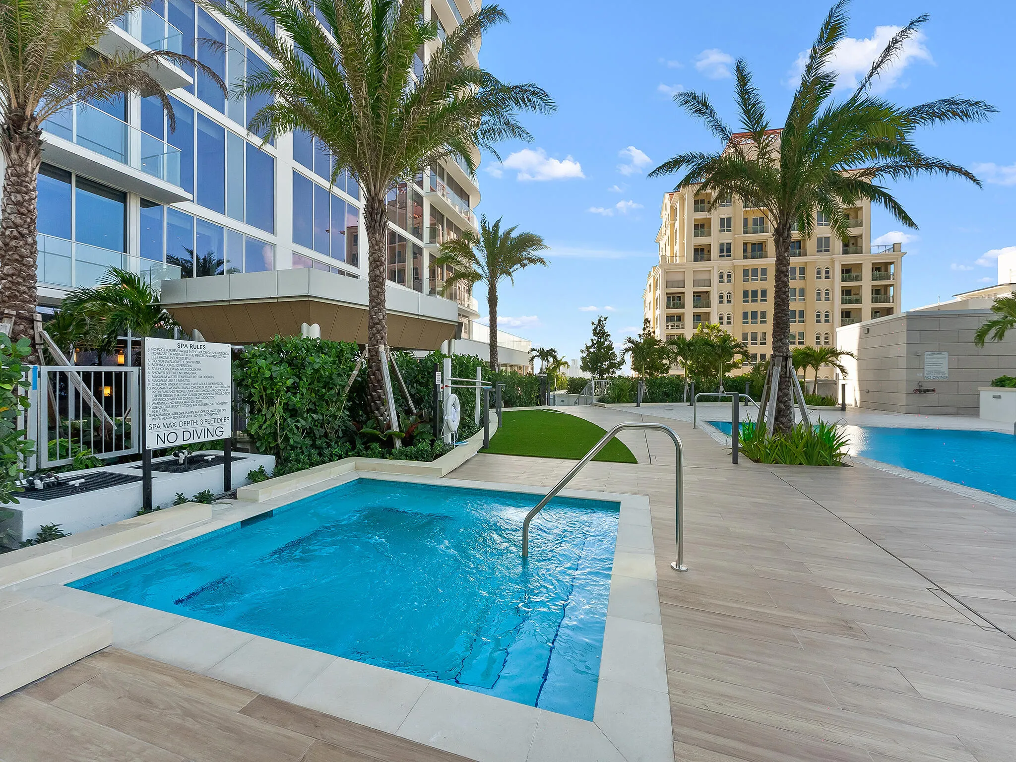 151 N Seabreeze Boulevard #2104