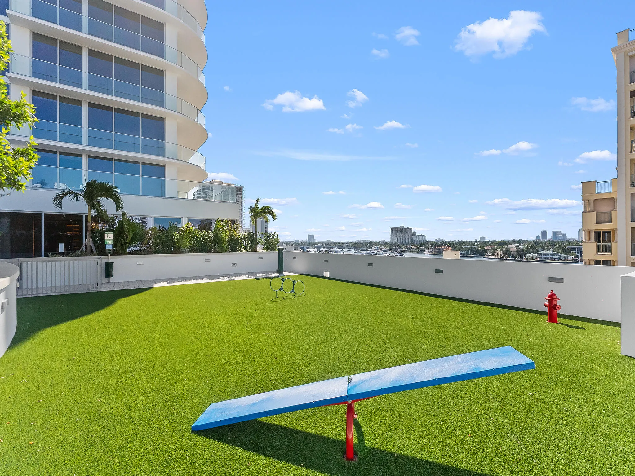 151 N Seabreeze Boulevard #2104