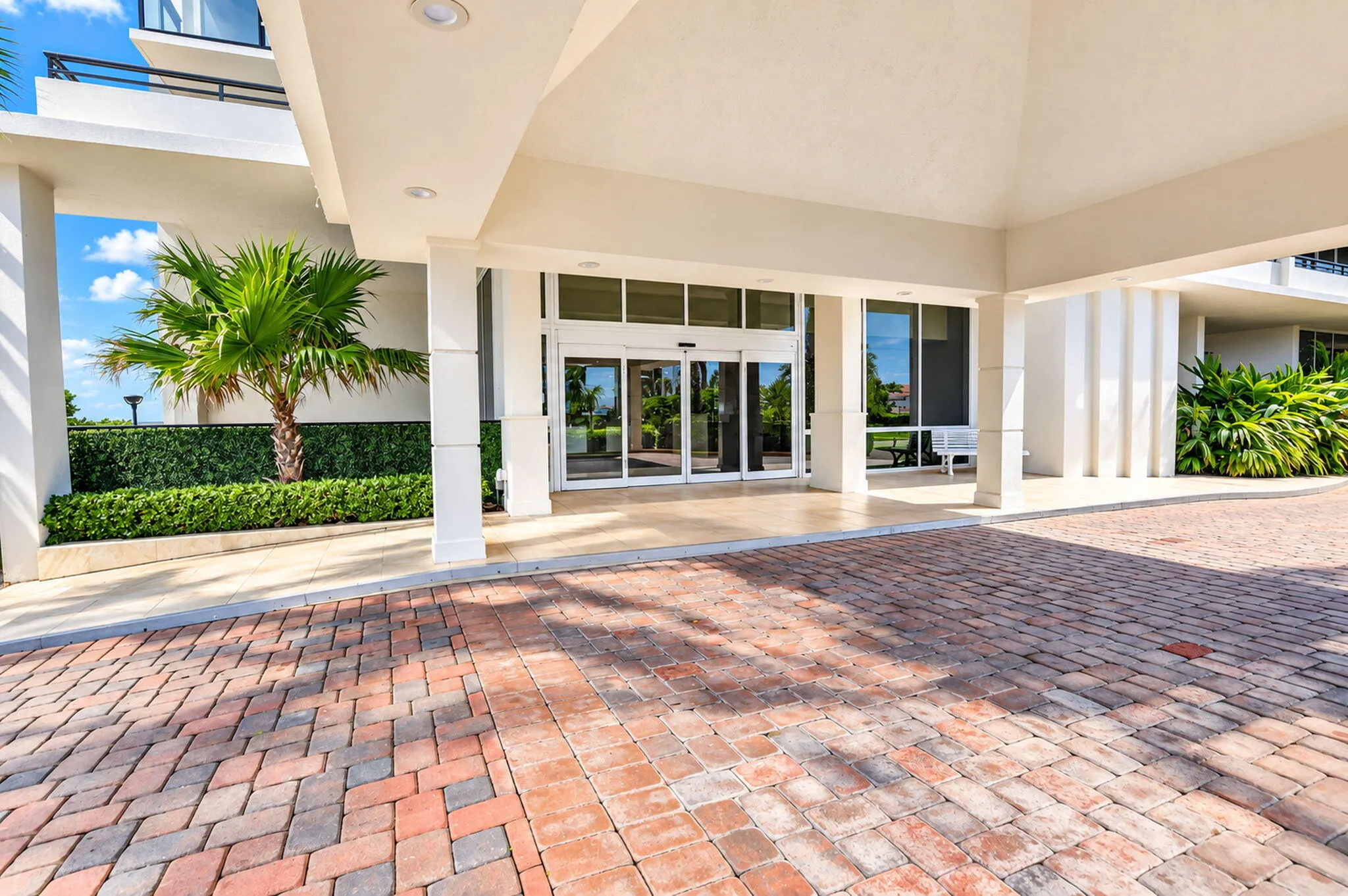 2000 S Ocean Boulevard #16b