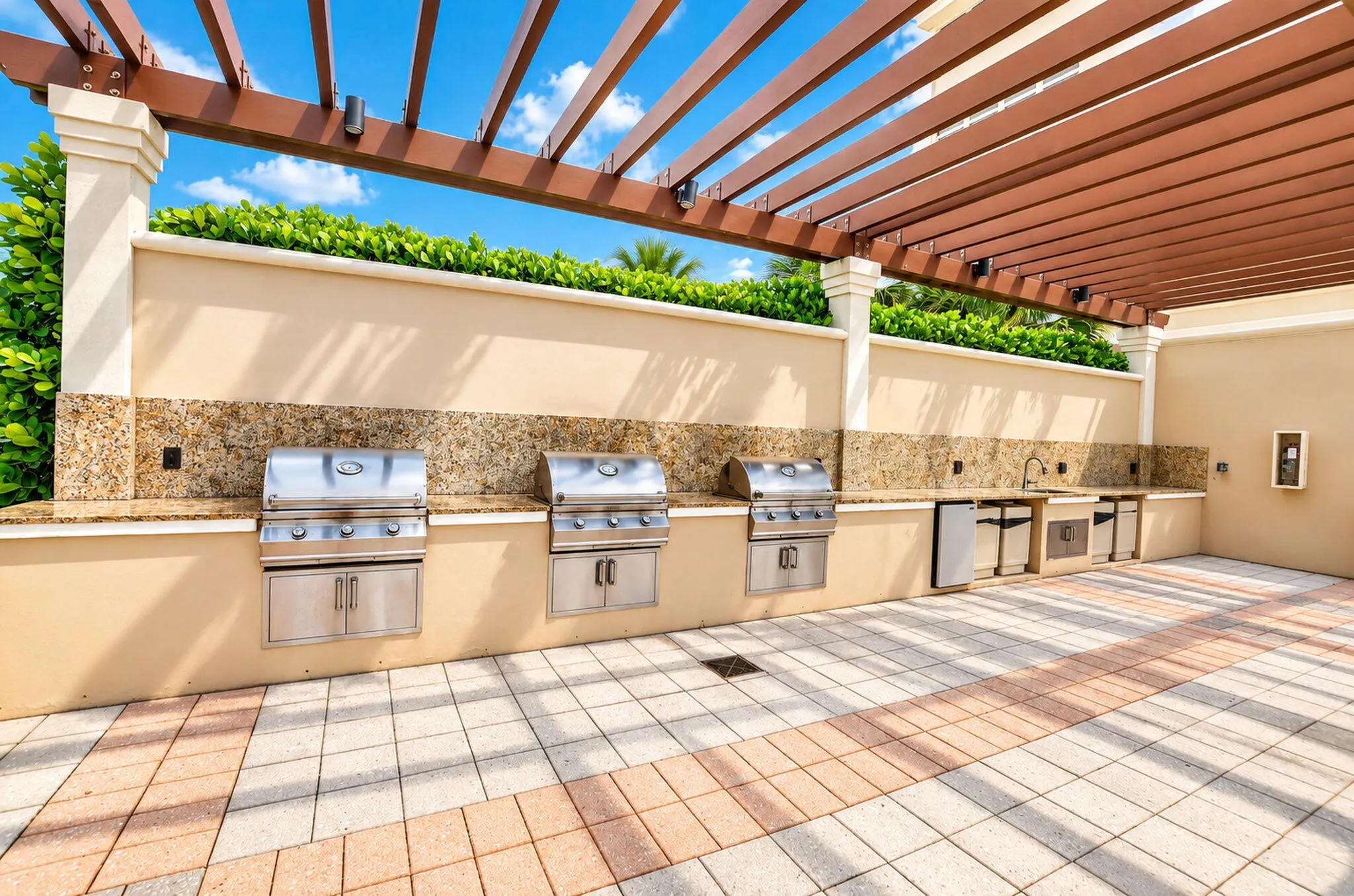 2000 S Ocean Boulevard #16b