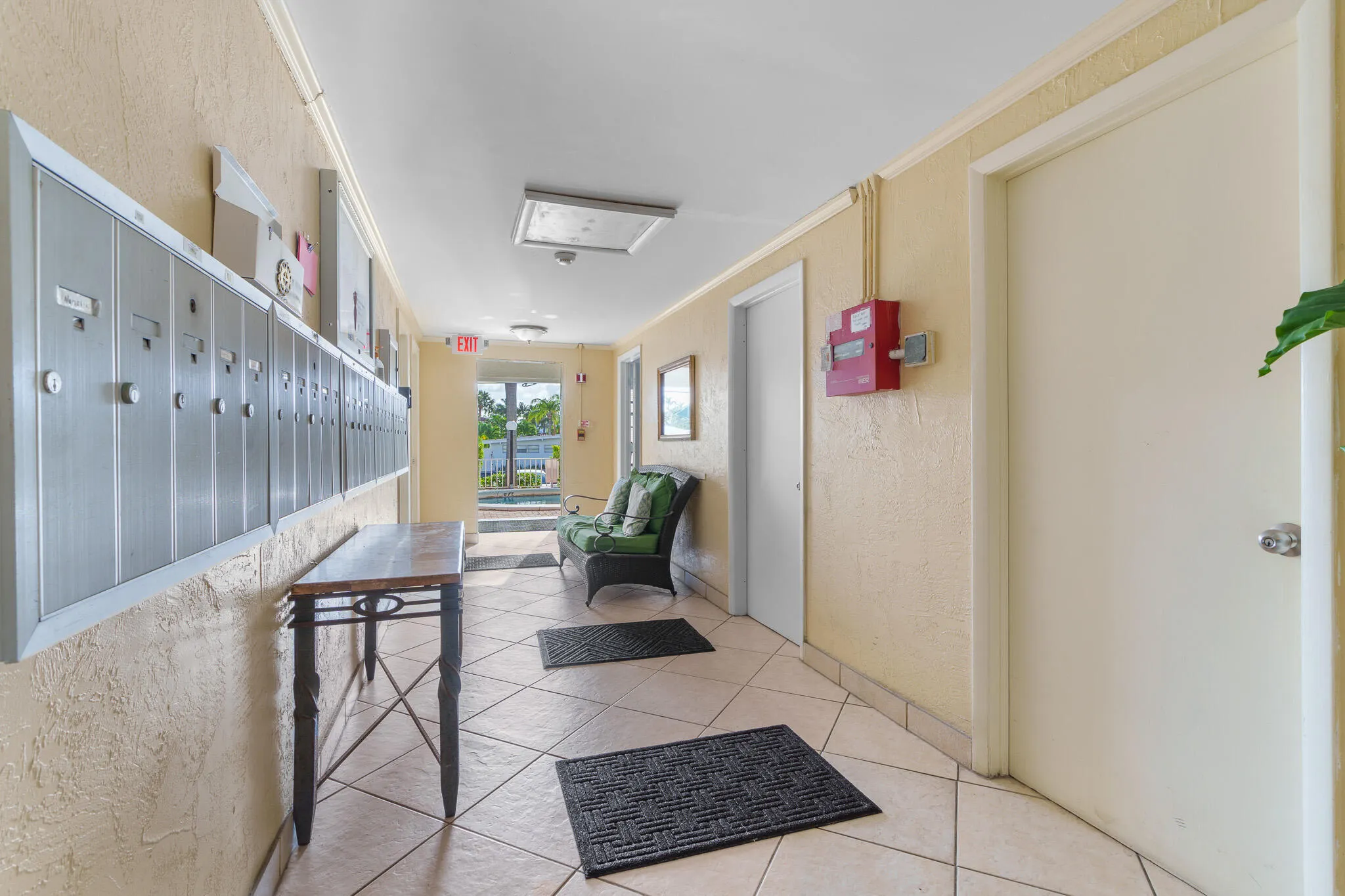 2400 NE 33RD Avenue #209