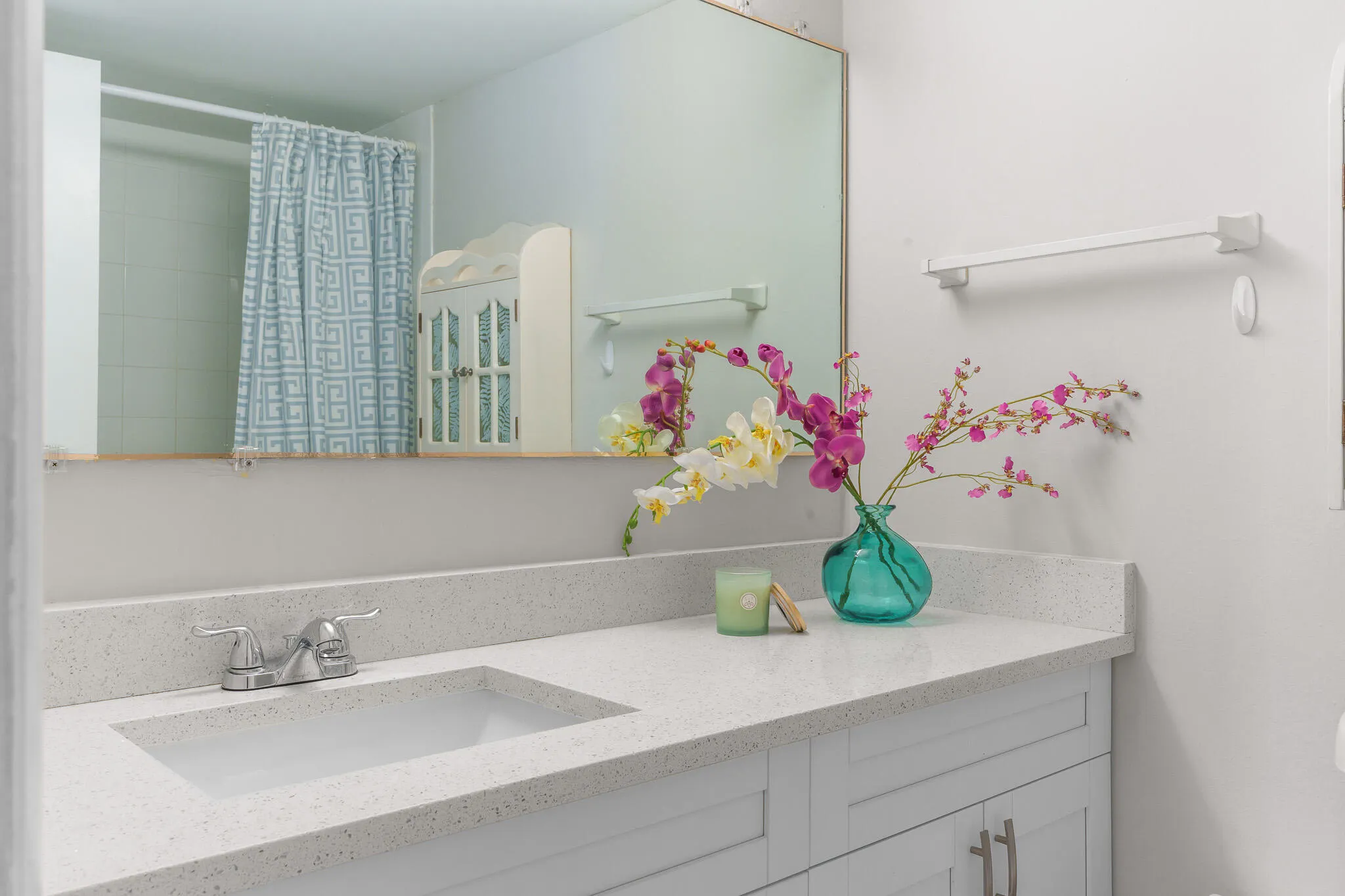 2400 NE 33RD Avenue #209