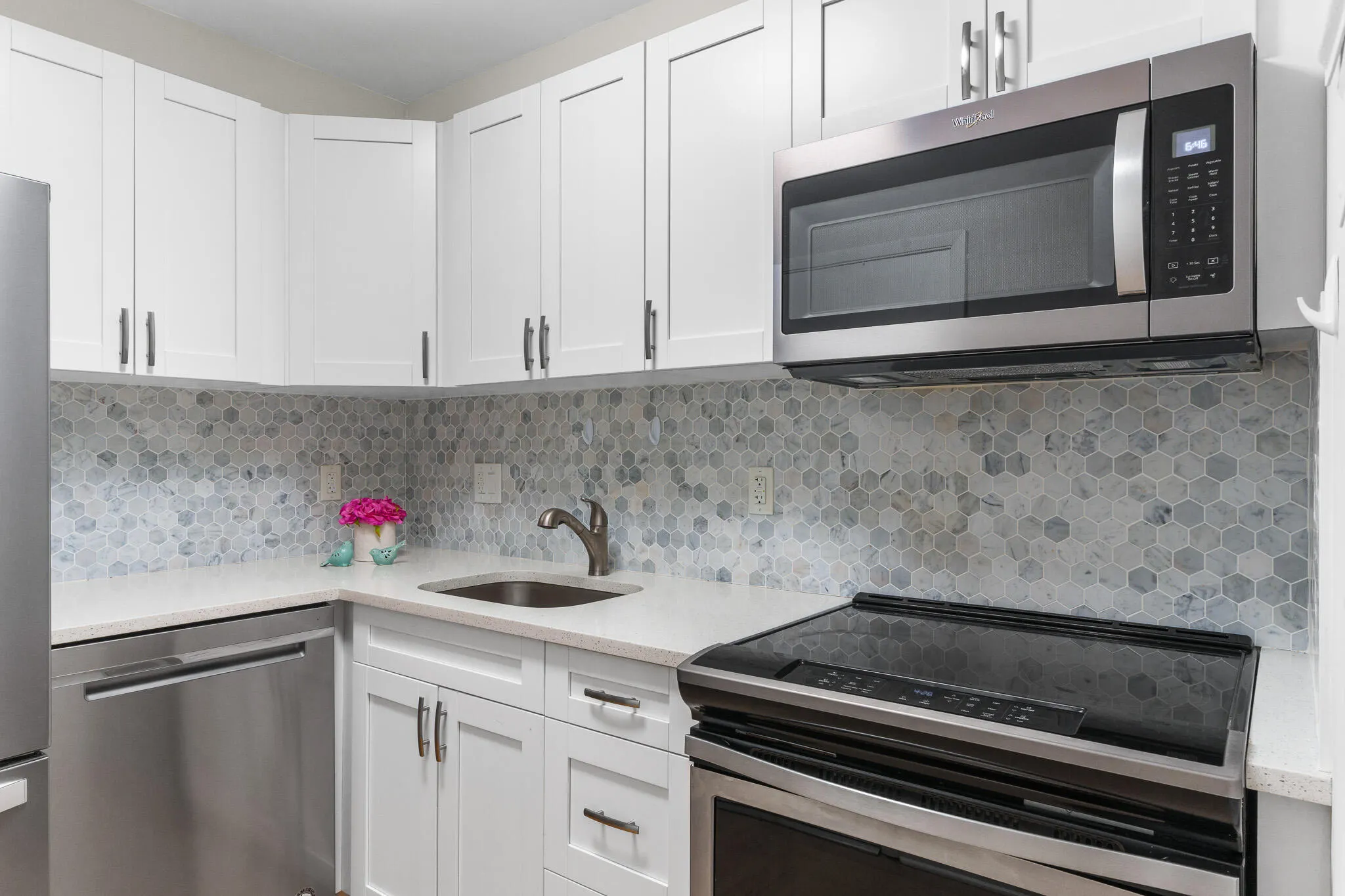 2400 NE 33RD Avenue #209