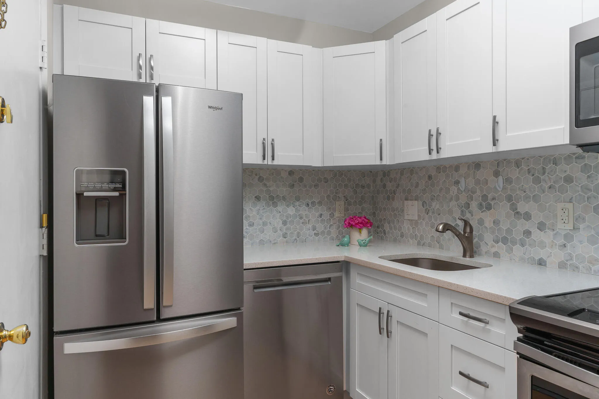 2400 NE 33RD Avenue #209