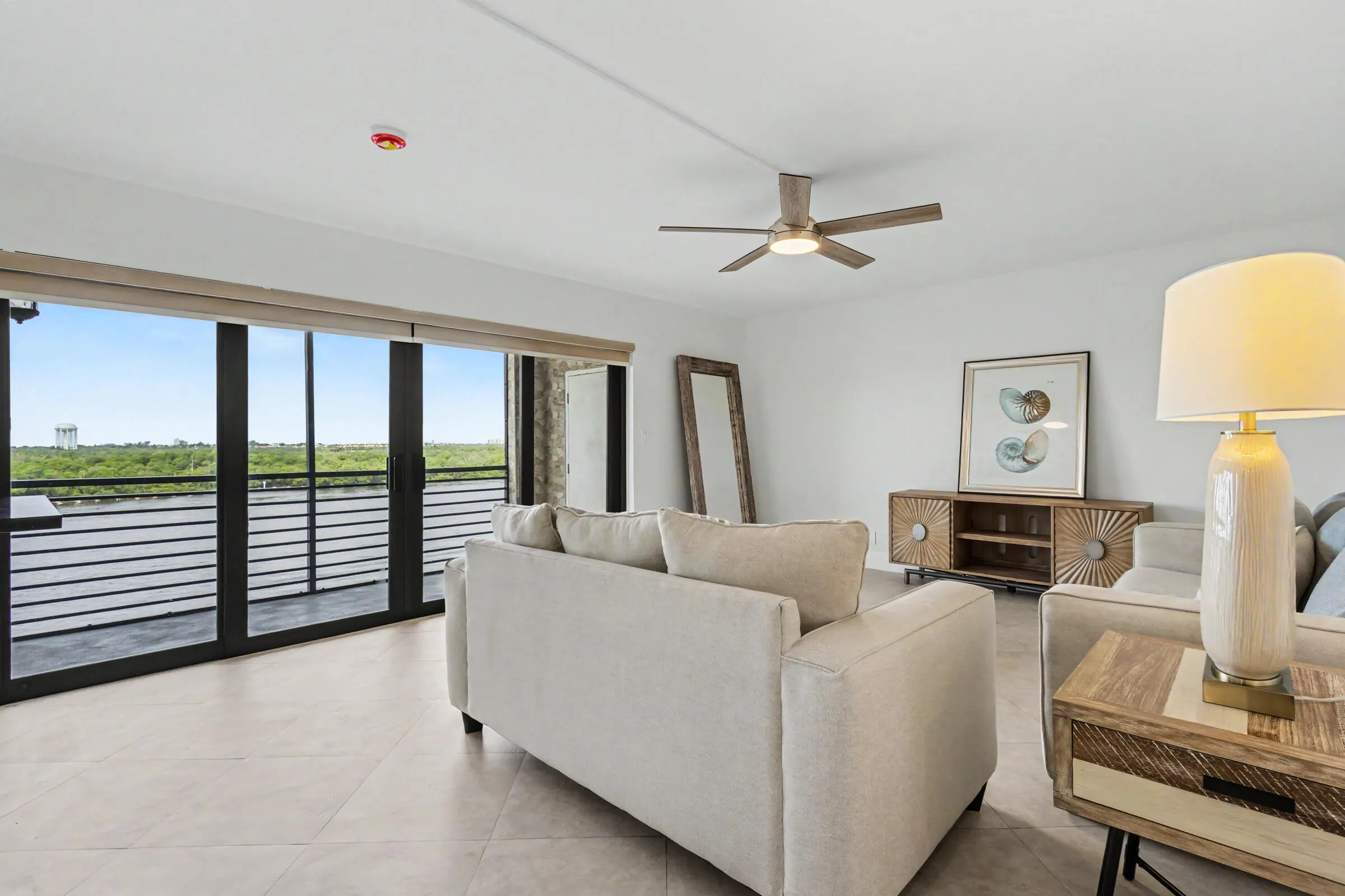 3200 N OCEAN Drive #402