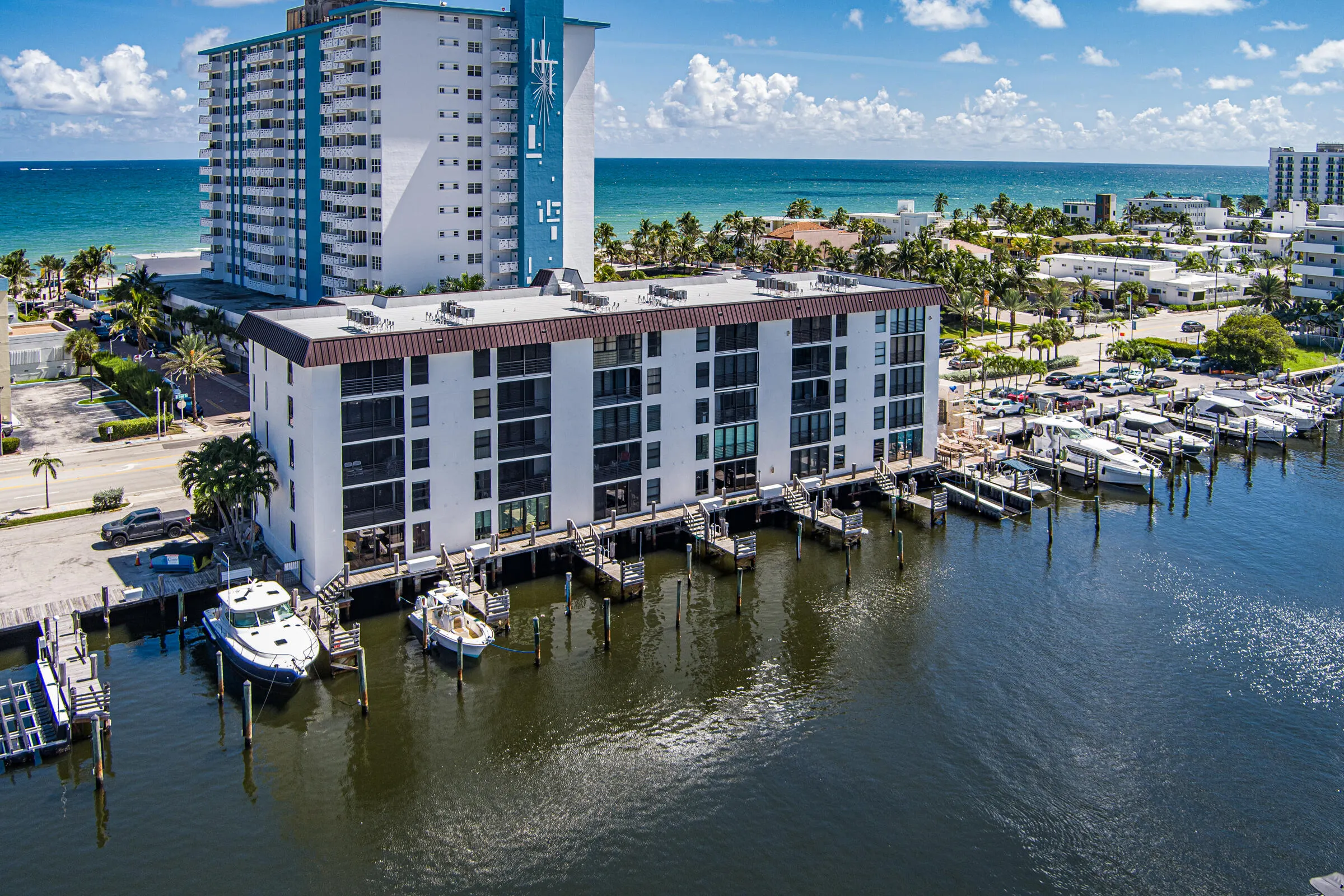 3200 N OCEAN Drive #402