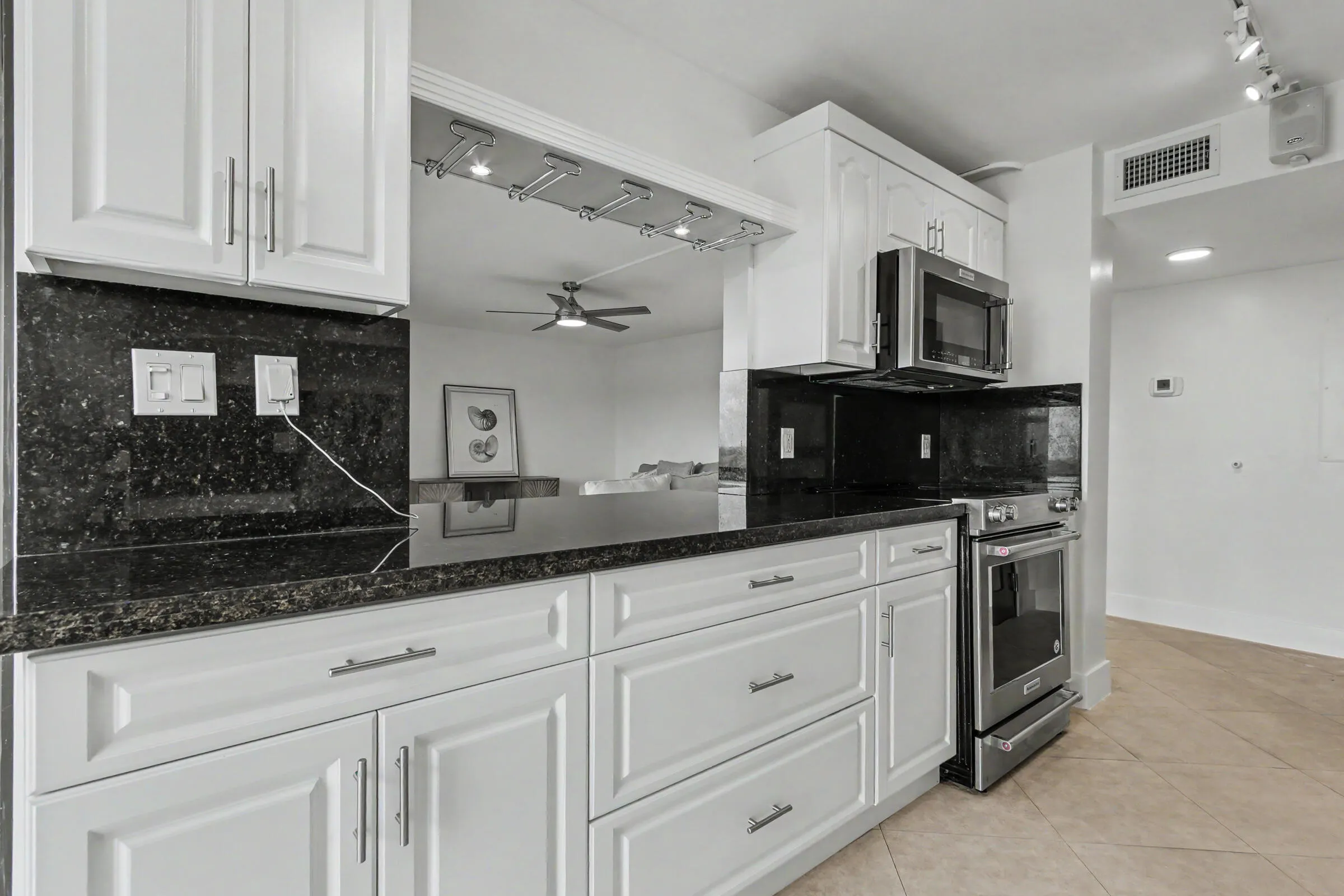 3200 N OCEAN Drive #402