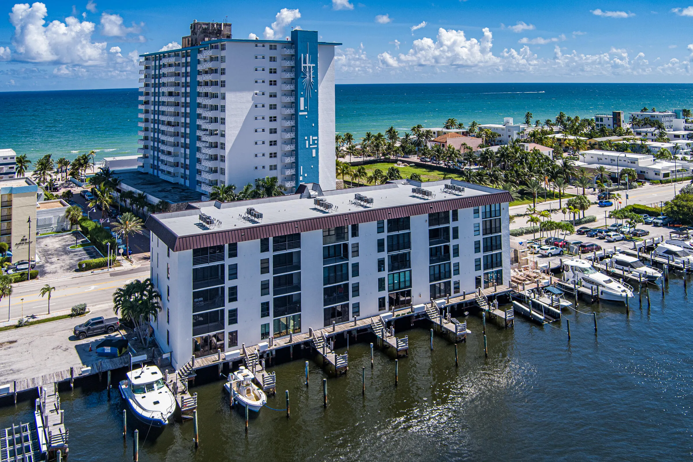3200 N OCEAN Drive #402