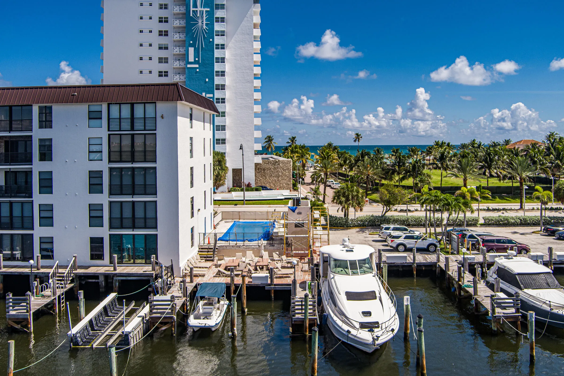 3200 N OCEAN Drive #402