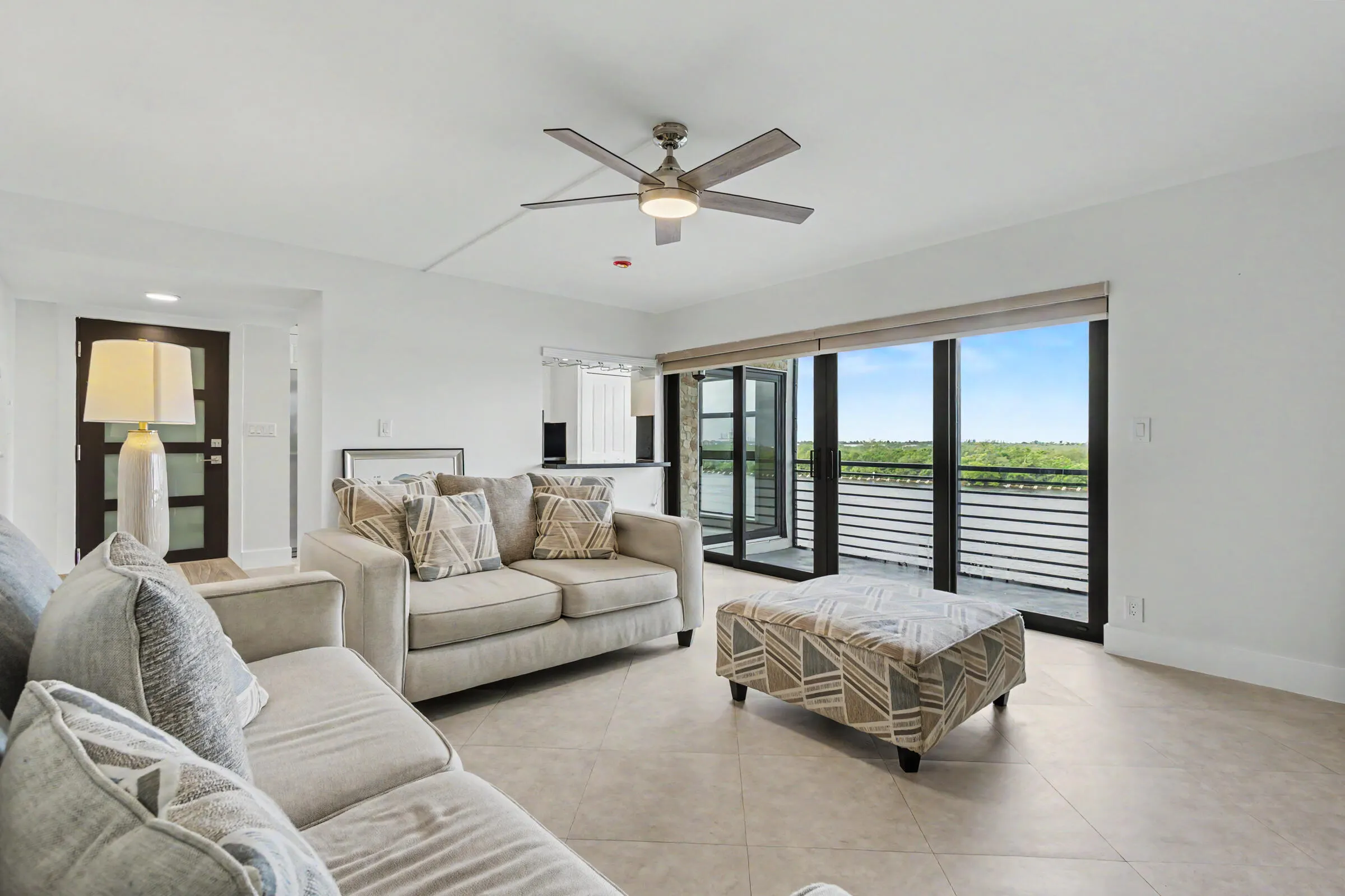 3200 N OCEAN Drive #402