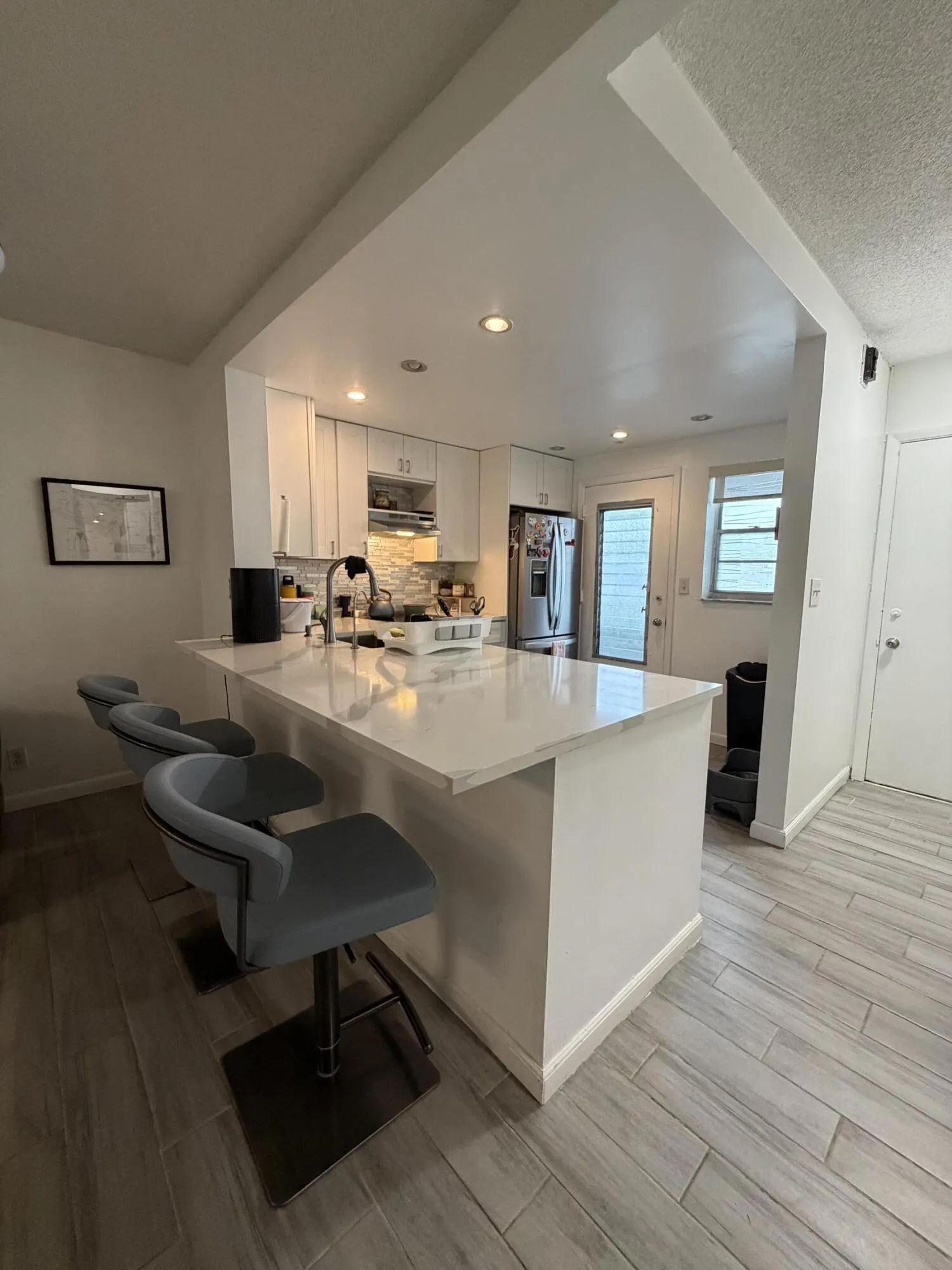 320 NE 12th Avenue #105