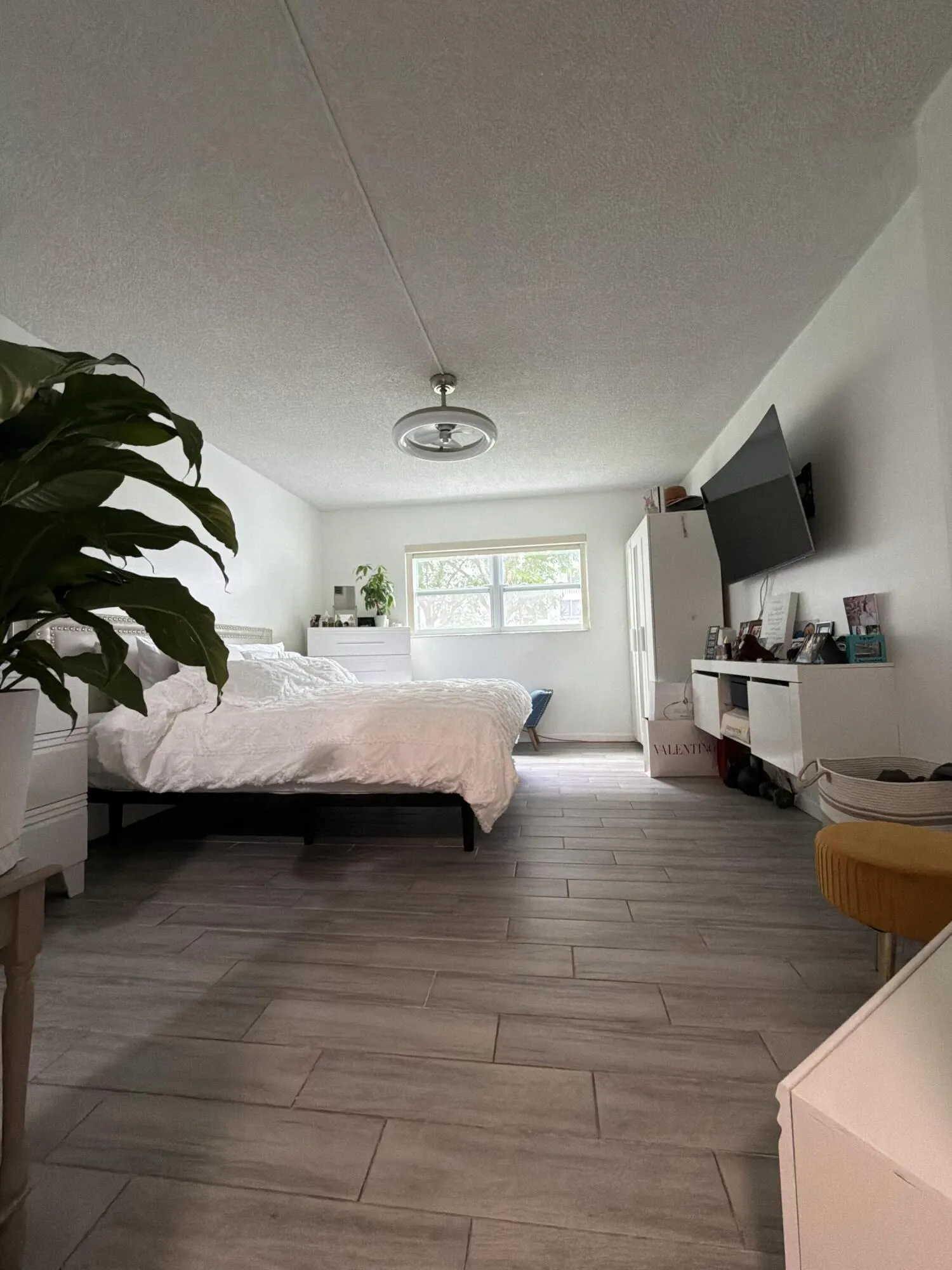 320 NE 12th Avenue #105