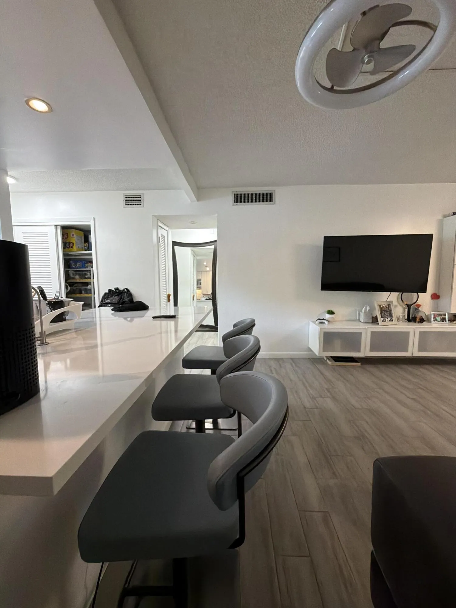 320 NE 12th Avenue #105